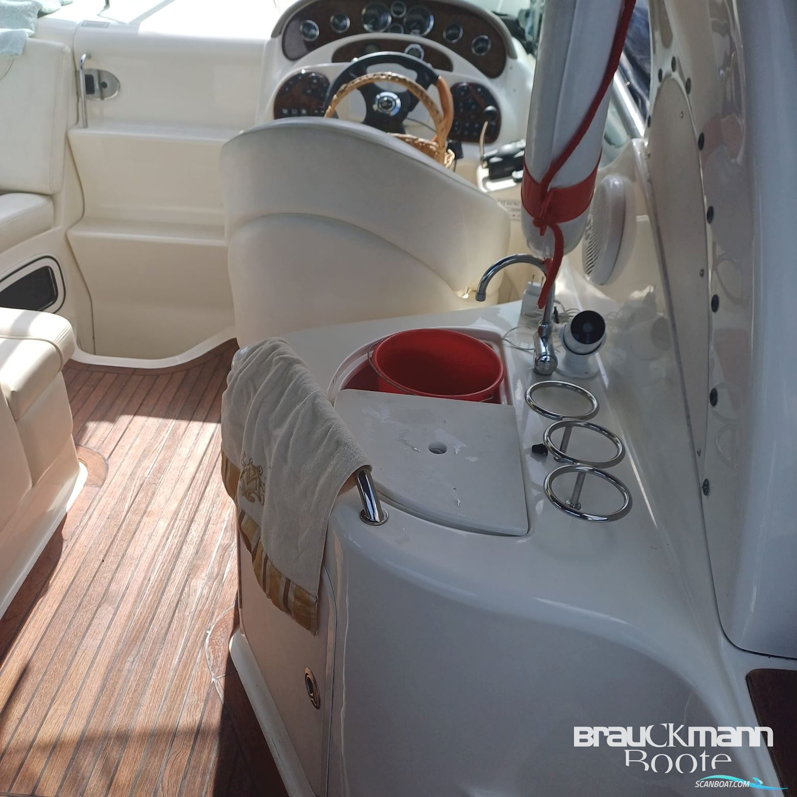 Sea Ray 315 Sundancer