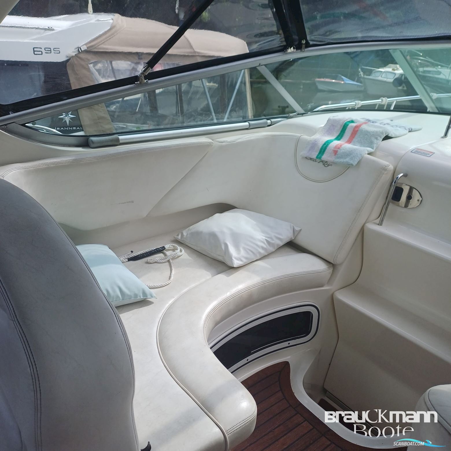 Sea Ray 315 Sundancer