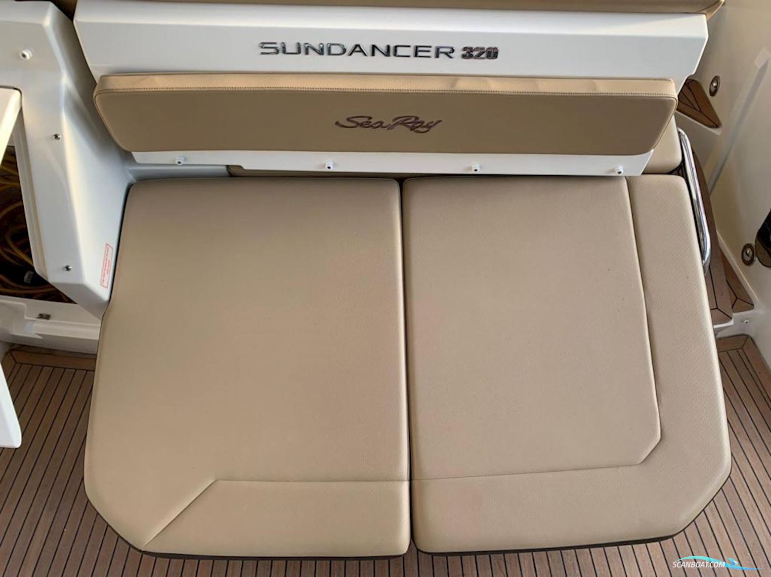 Sea Ray 320 Sundancer