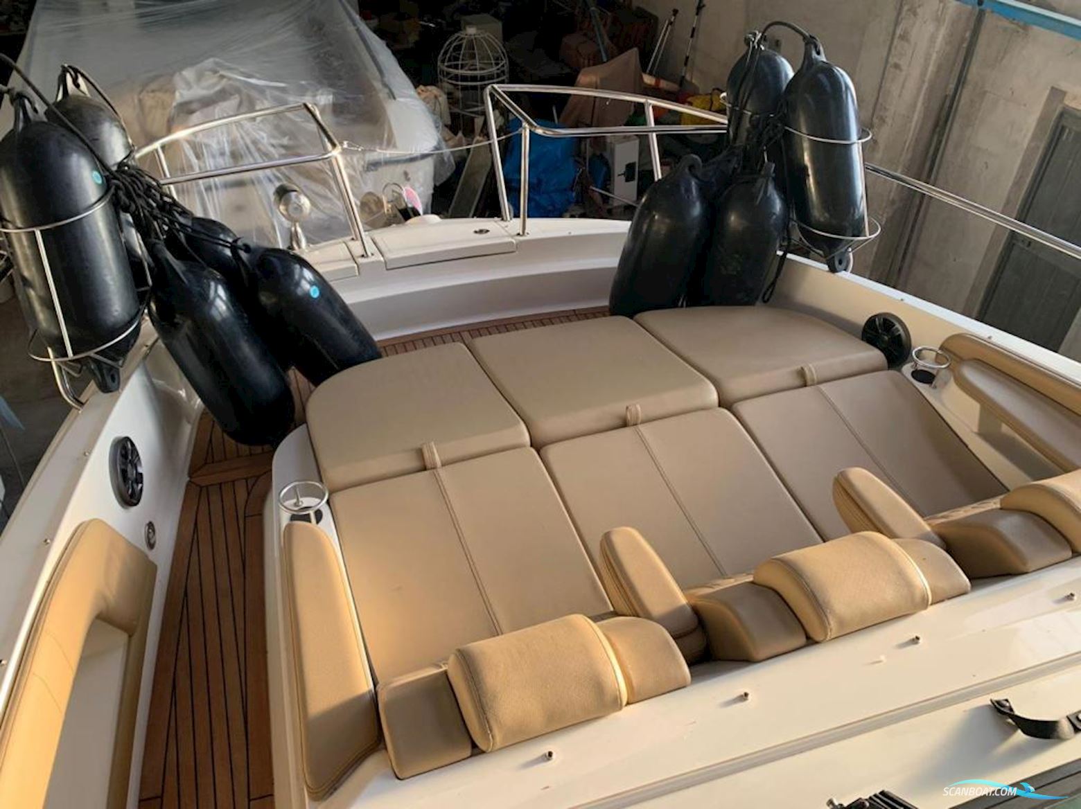 Sea Ray 320 Sundancer