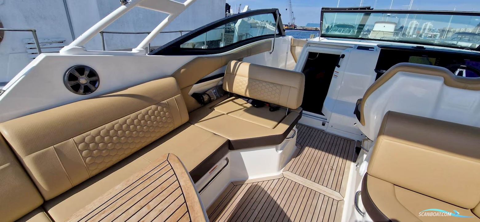 Sea Ray 320 Sundancer