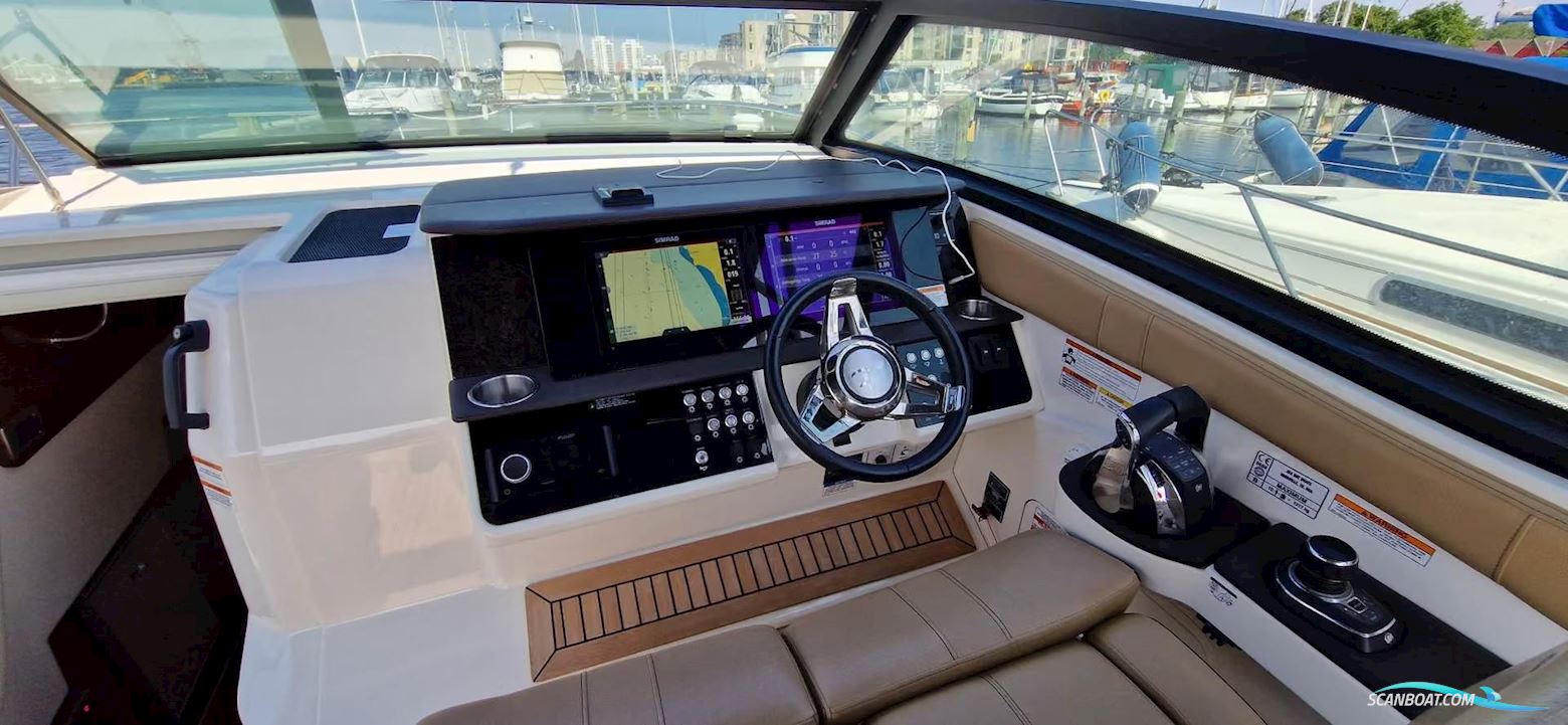 Sea Ray 320 Sundancer