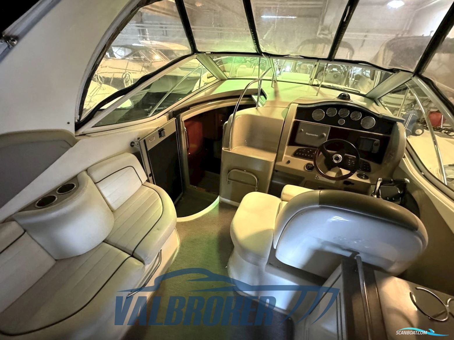 Sea Ray 325 Sundancer