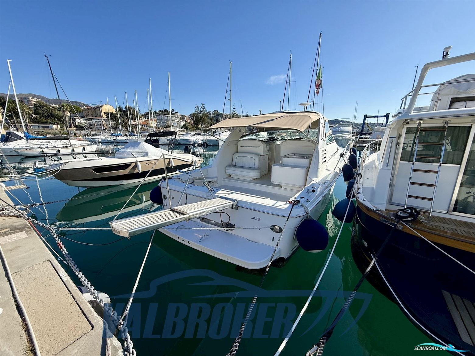 Sea Ray 330 Amberjack