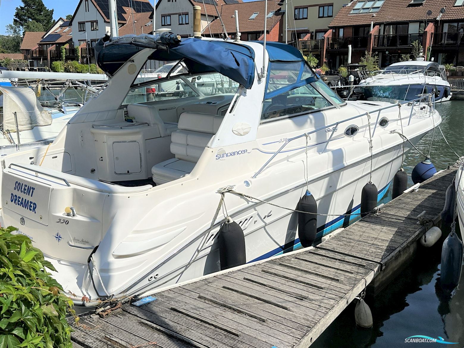 Sea Ray 330 Sundancer Motorboot 1995, mit Mercruiser motor, England