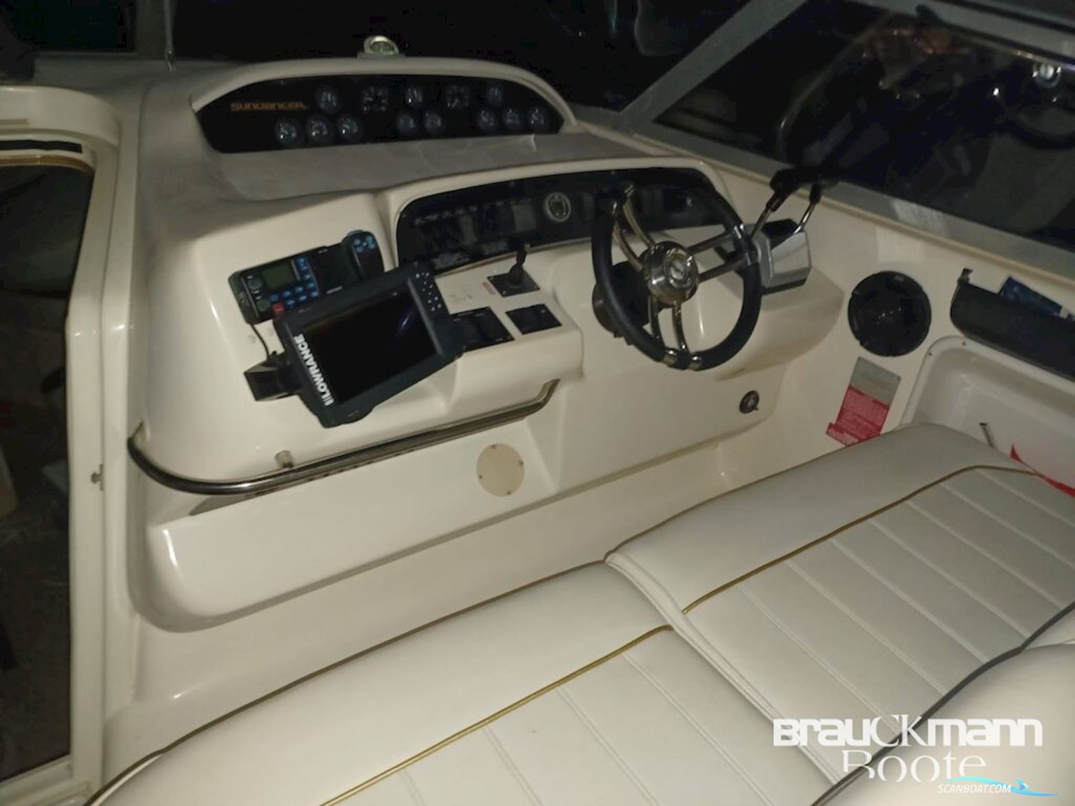 Sea Ray 330 Sundancer