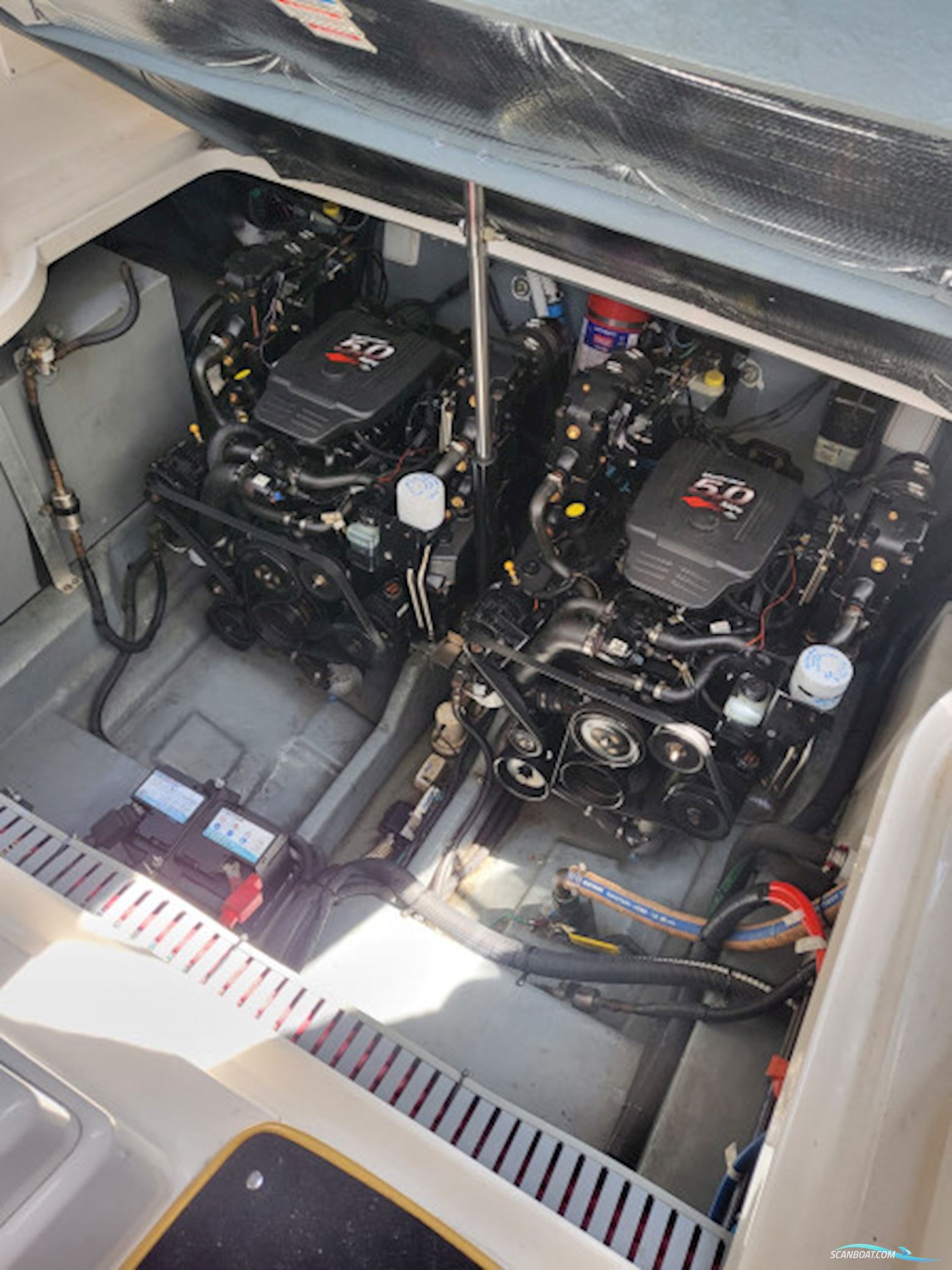 Sea Ray 335 Sundancer