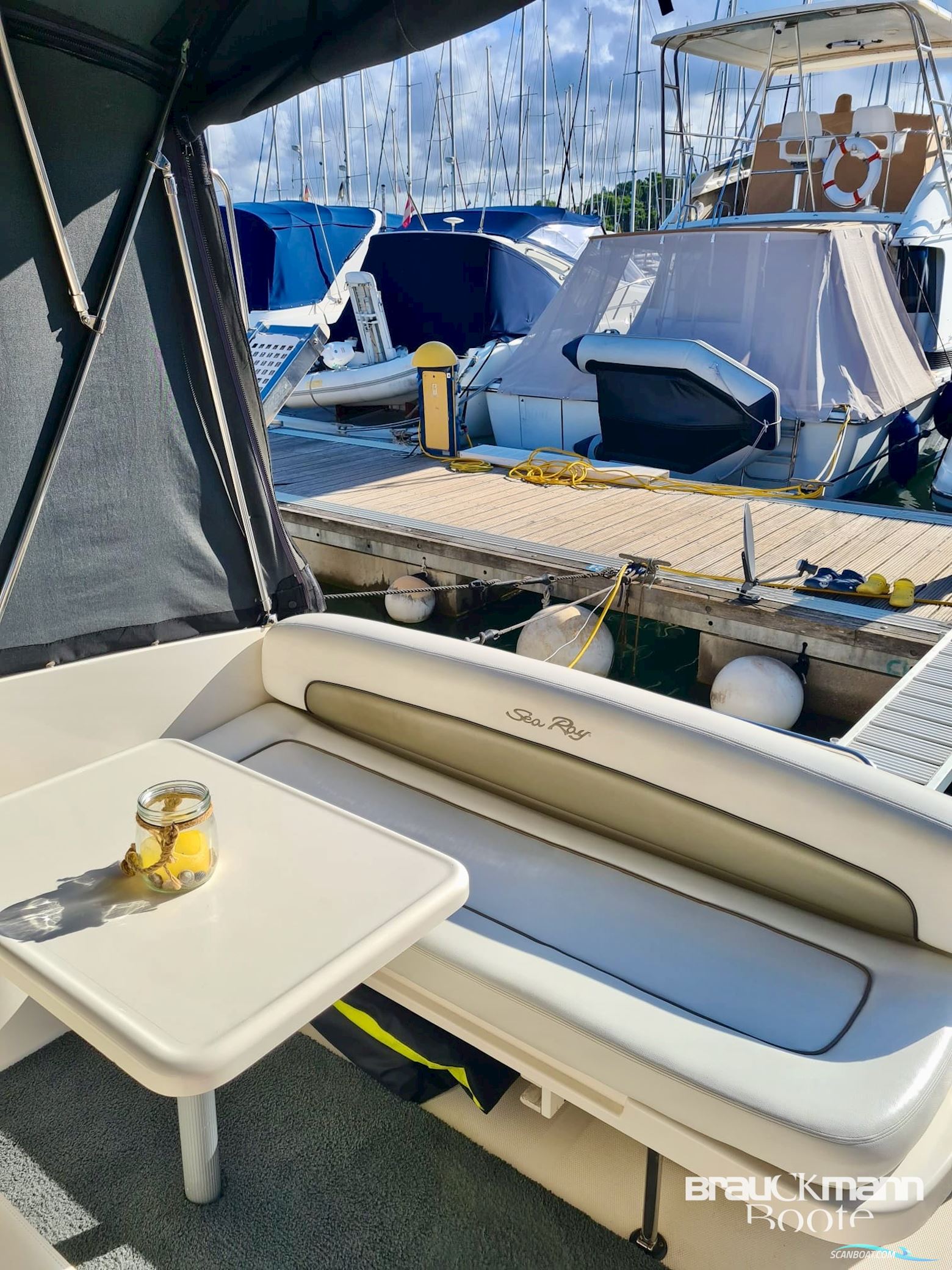 Sea Ray 335 Sundancer