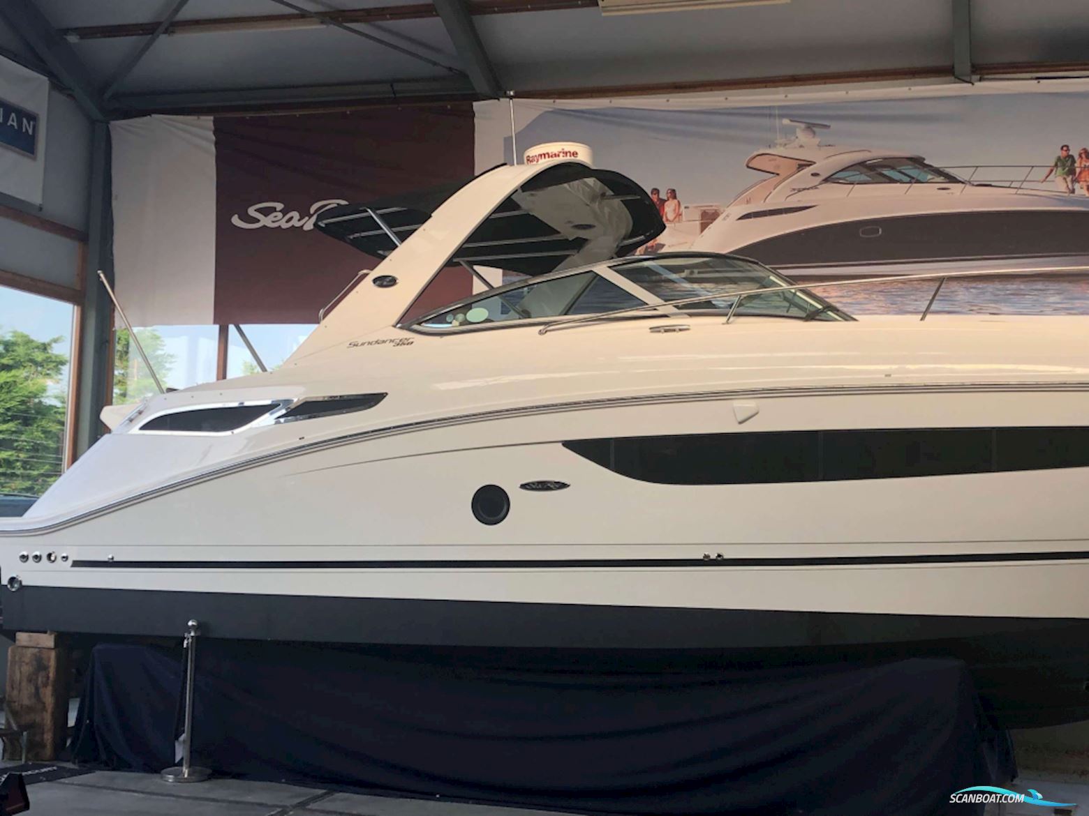 Sea Ray 350 Sundancer