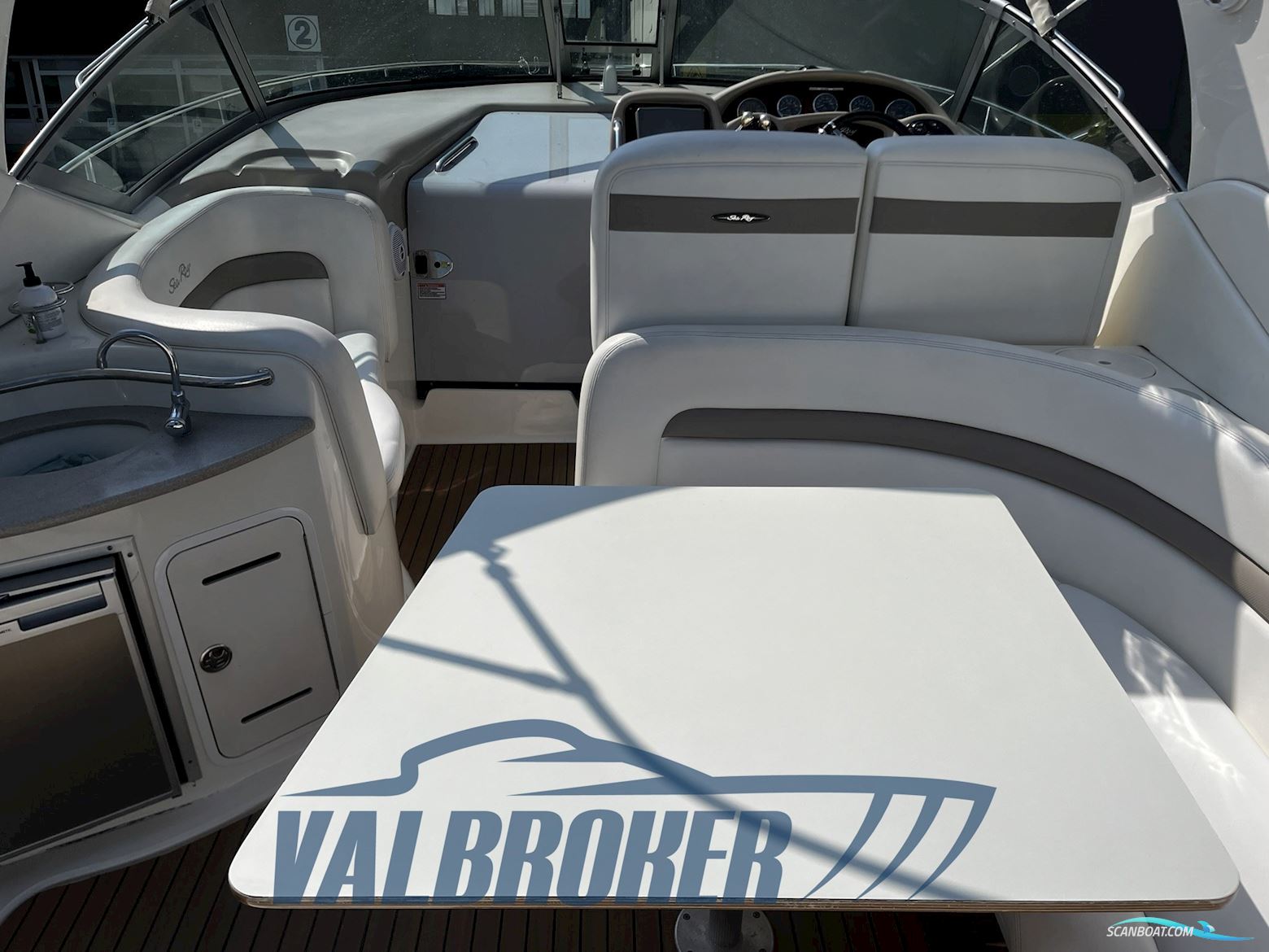 Sea Ray 355 DA SUNDANCER