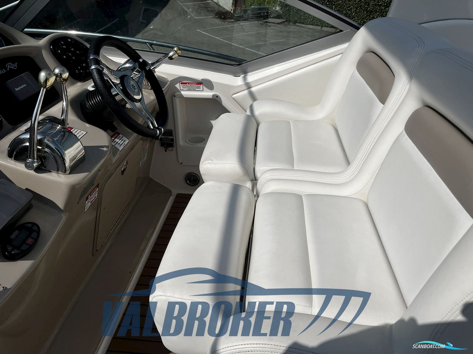 Sea Ray 355 DA SUNDANCER