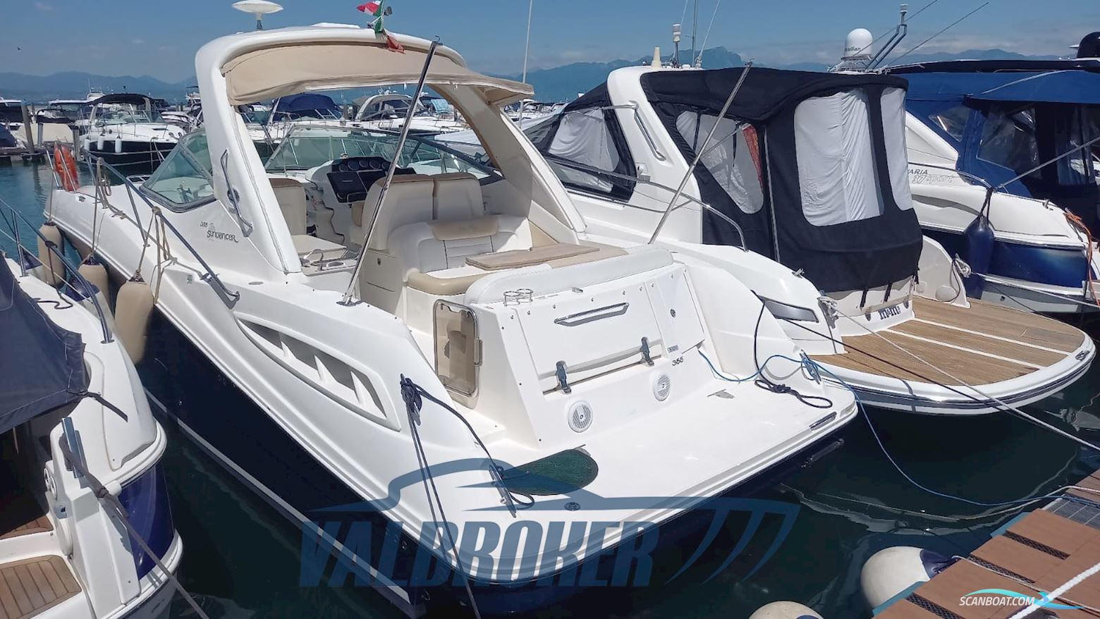 Sea Ray 355 DA Sundancer
