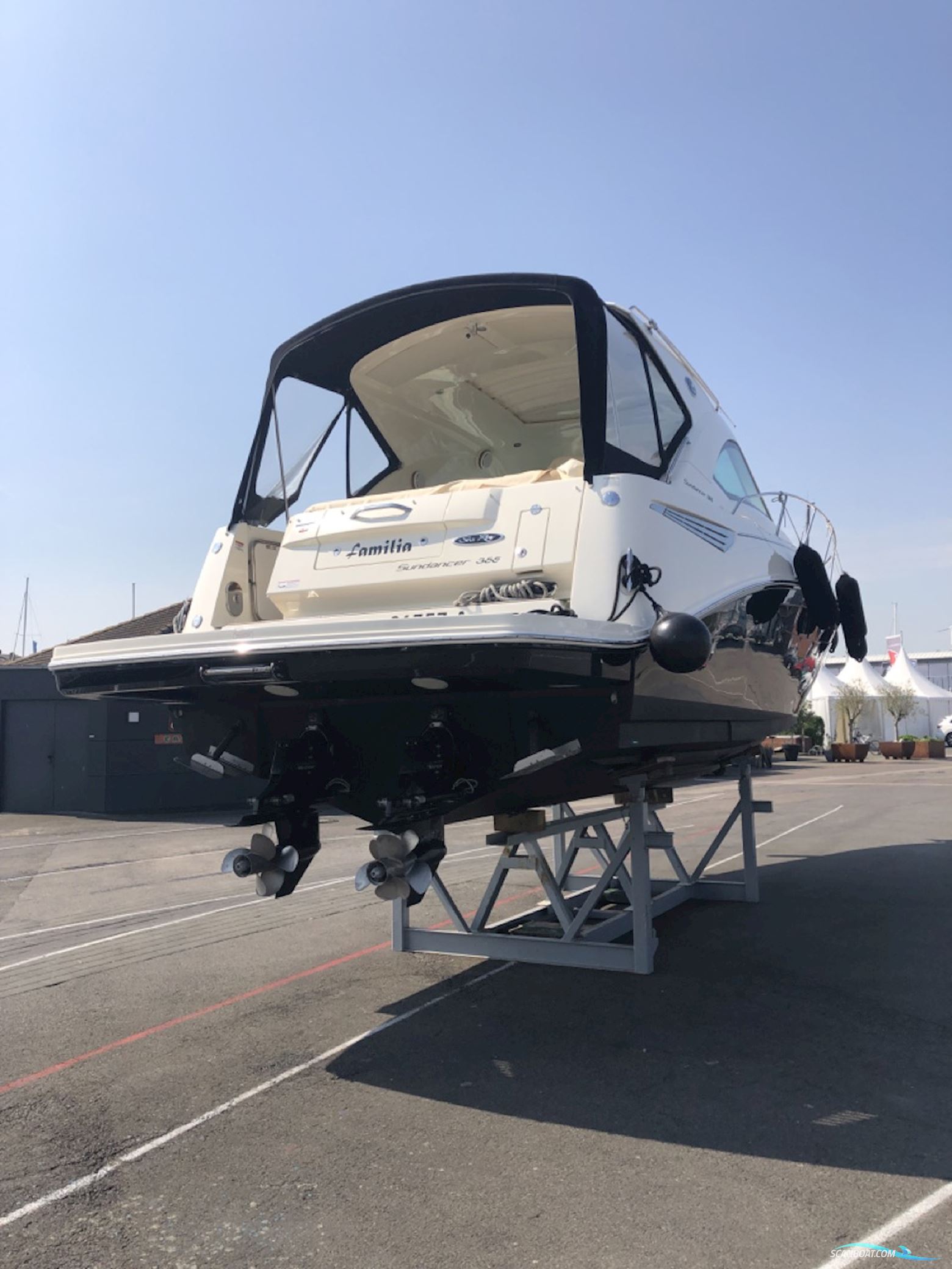 Sea Ray 355 DA Sundancer