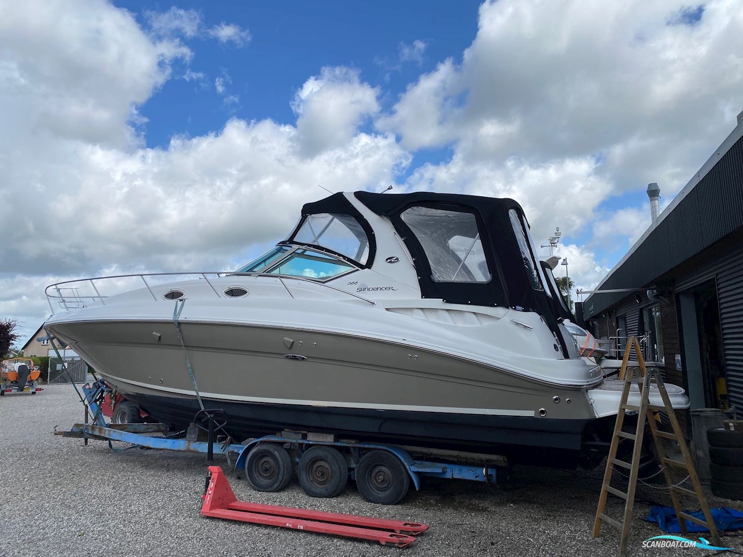 Sea Ray 355 Sundancer