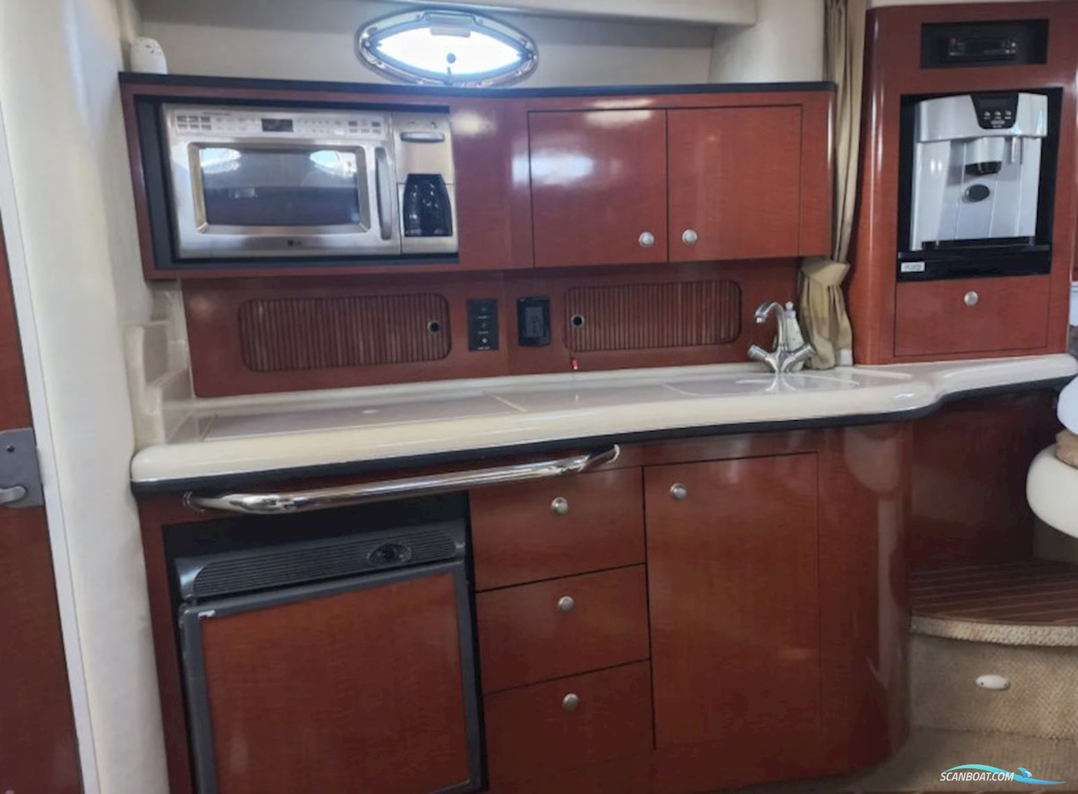 Sea Ray 355 Sundancer