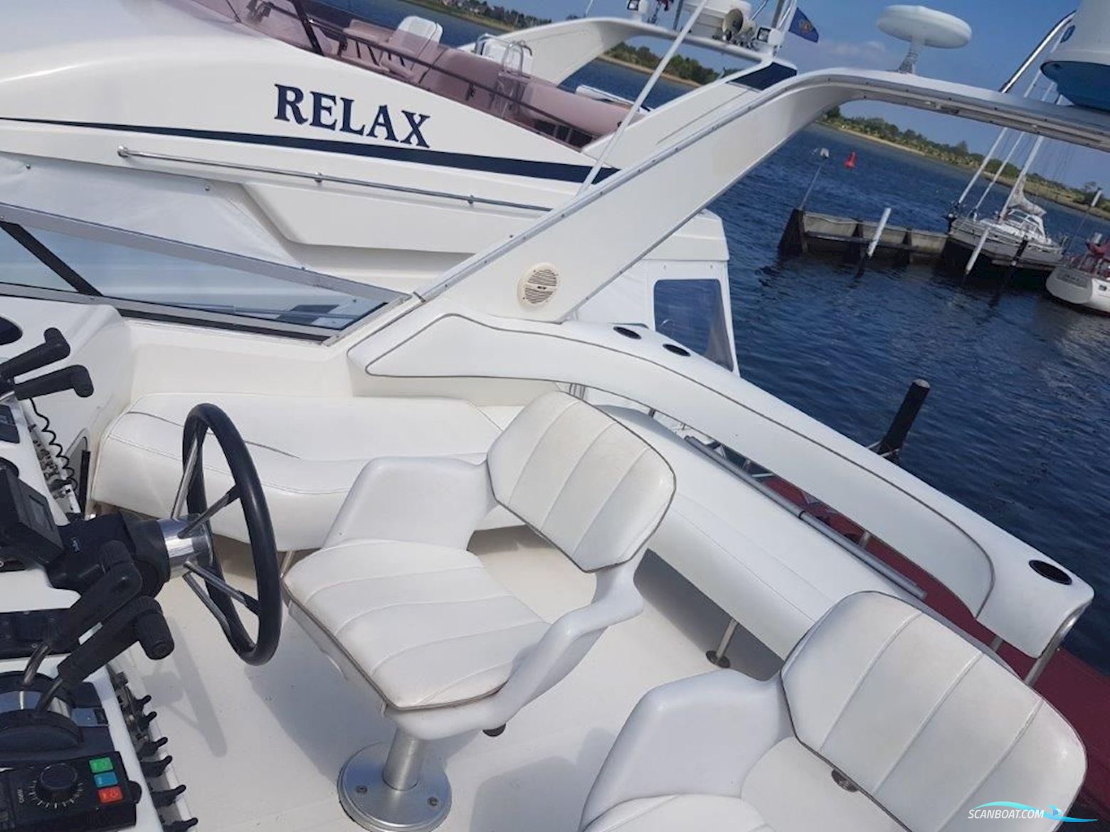 Sea Ray 370 DB
