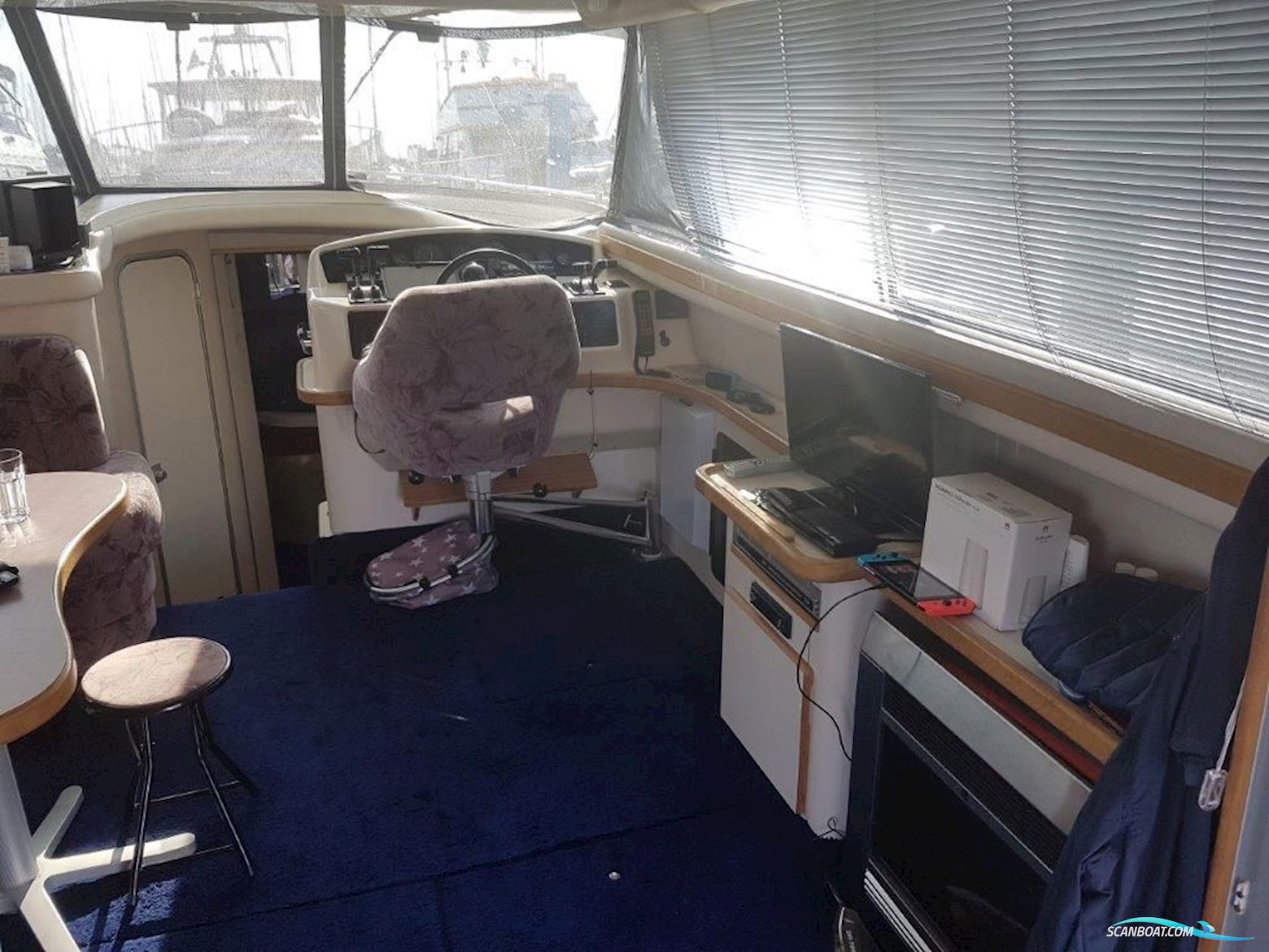 Sea Ray 370 DB