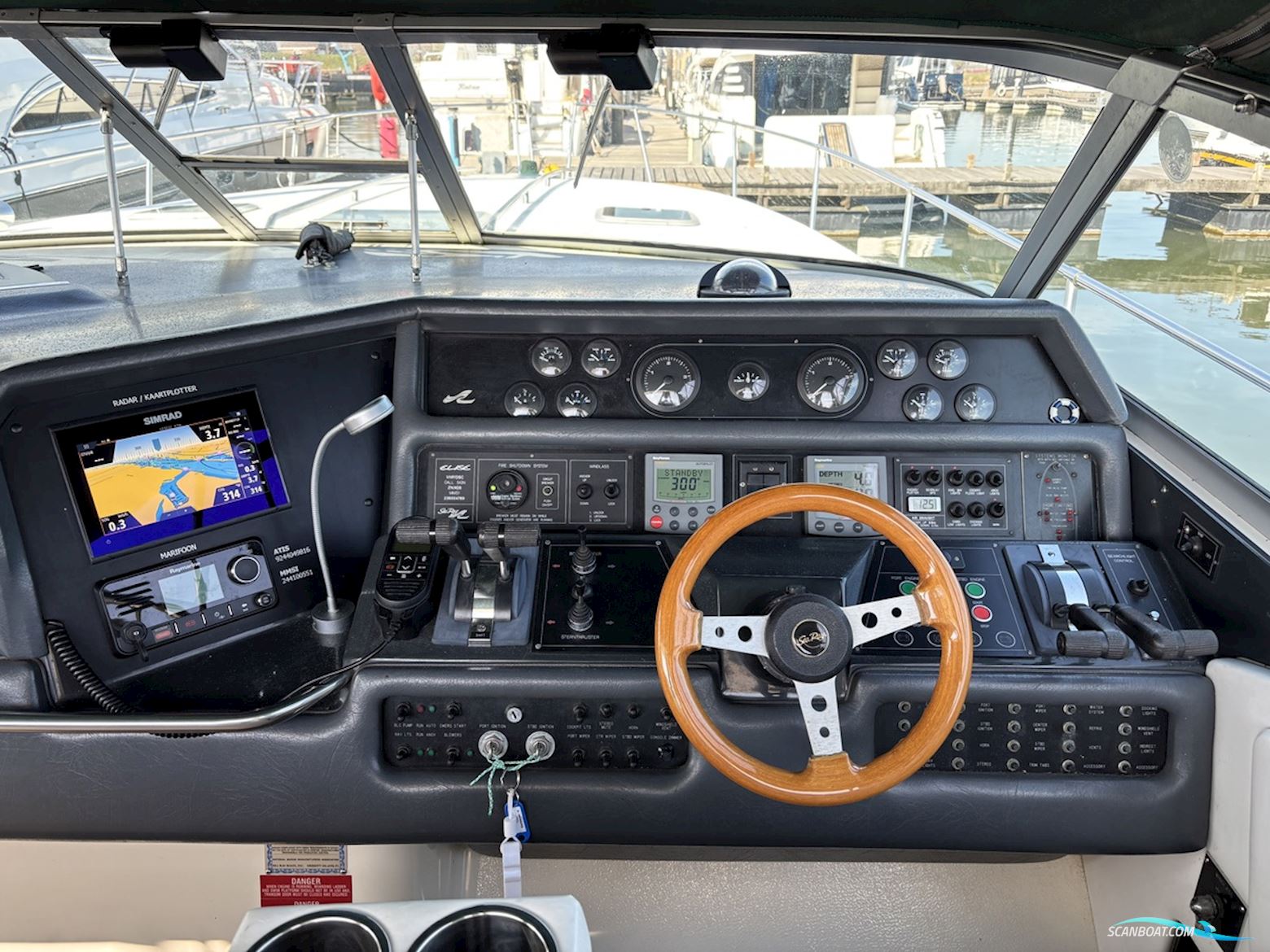 Sea Ray 370 Sundancer