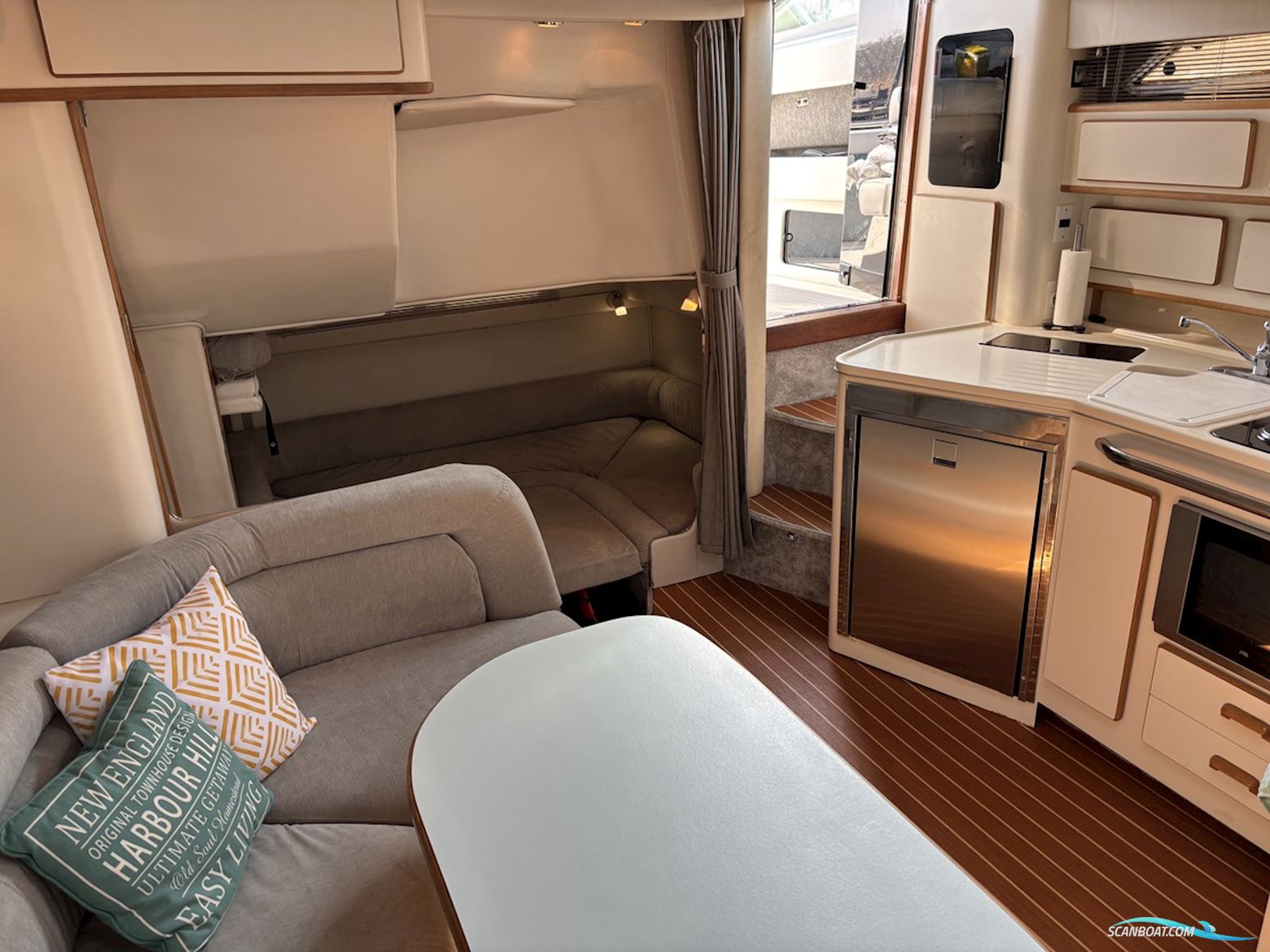 Sea Ray 370 Sundancer