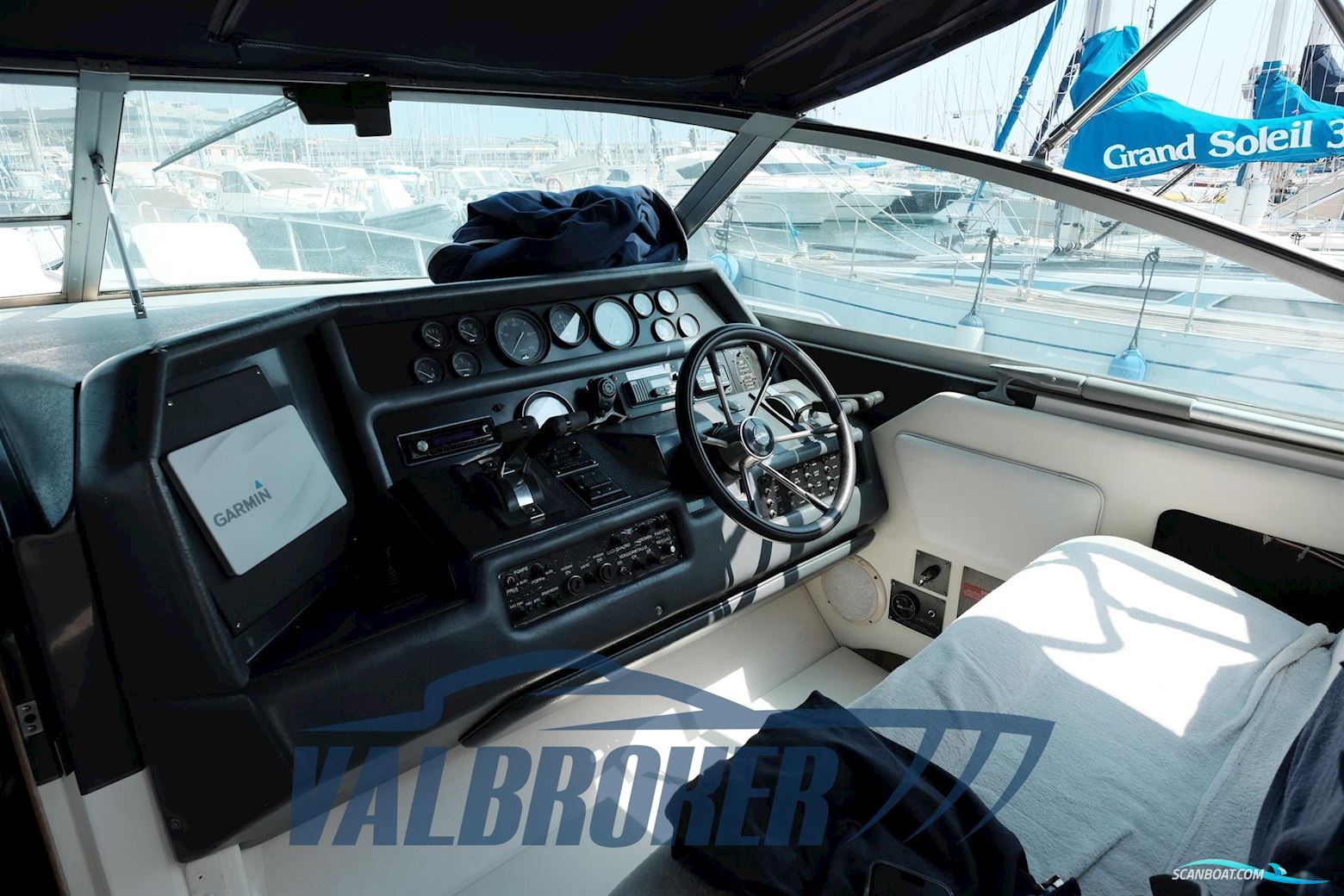 Sea Ray 370 Sundancer