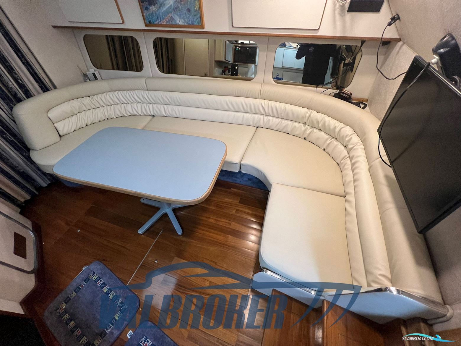 Sea Ray 370 SUNDANCER