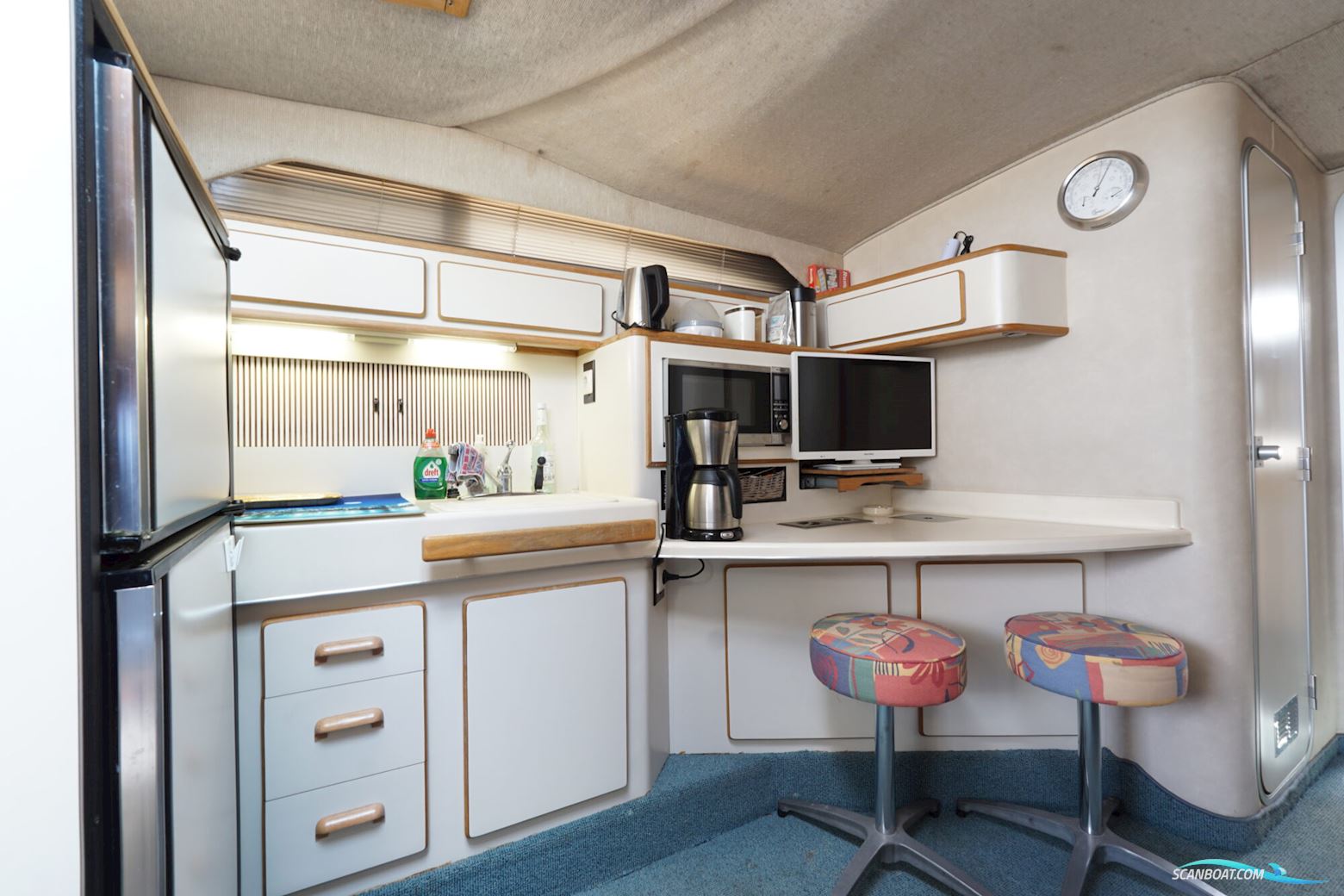 Sea Ray 400 Express Cruiser