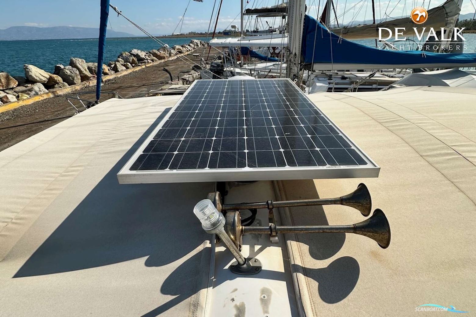 Sea Ray 400 Express Cruiser