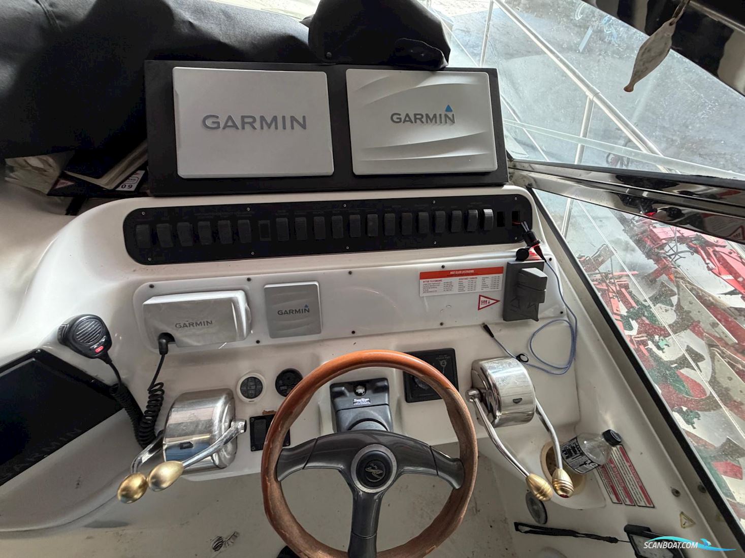 Sea Ray 400 Sundancer