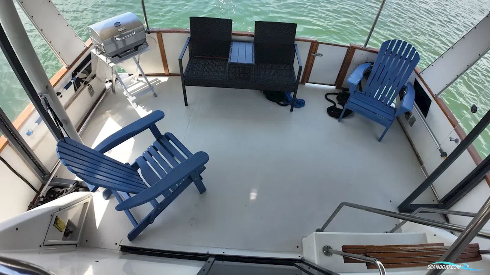 Sea Ray 410 Aft Cabin