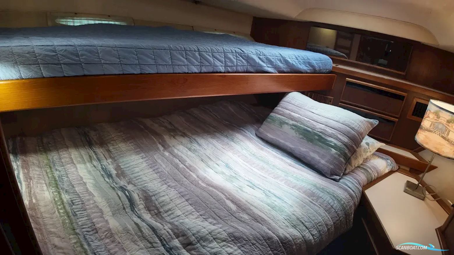 Sea Ray 410 Aft Cabin