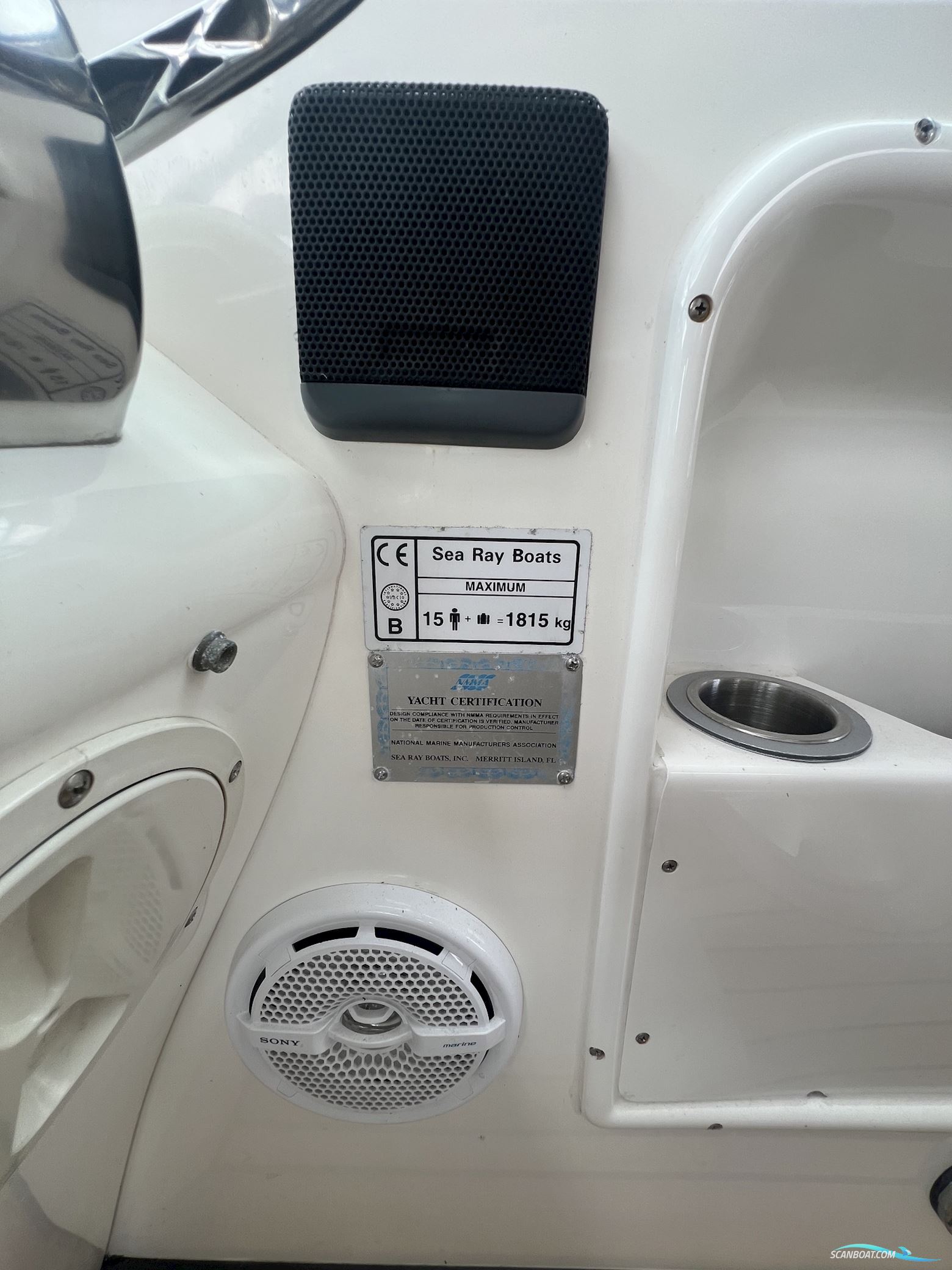 Sea Ray 410 Sundancer