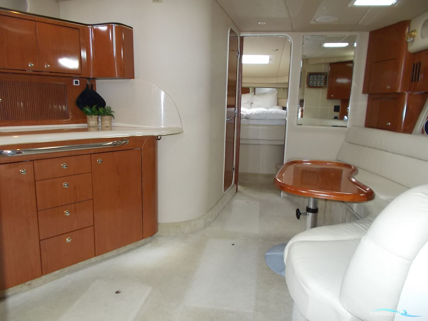 Sea Ray 410 Sundancer
