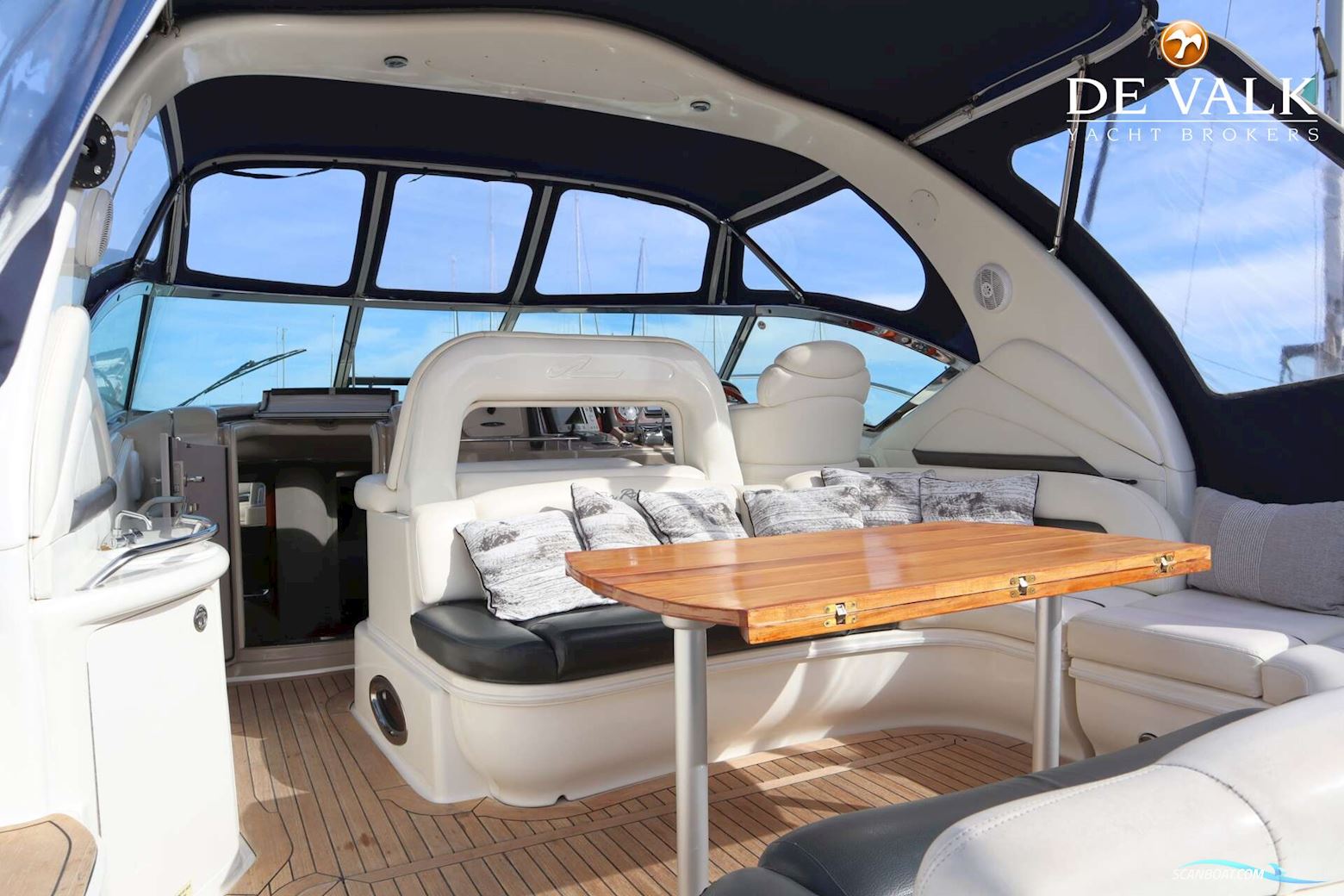 Sea Ray 455 Sundancer