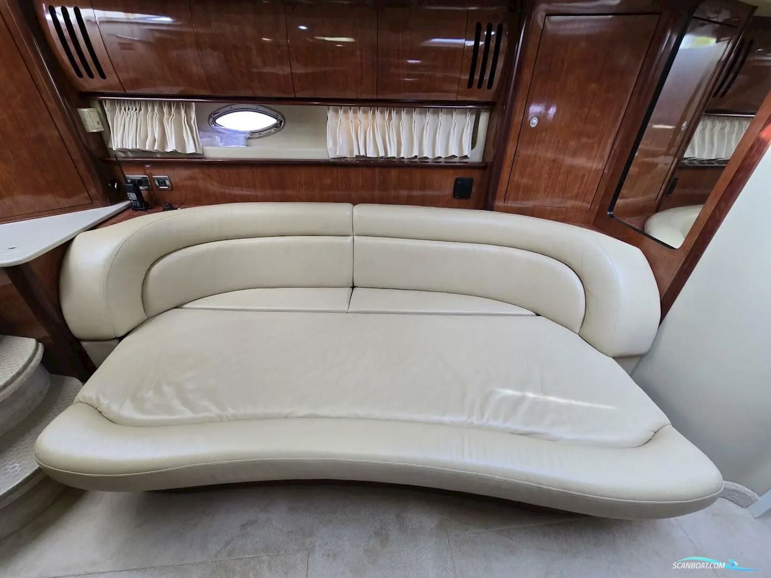 Sea Ray 455 Sundancer