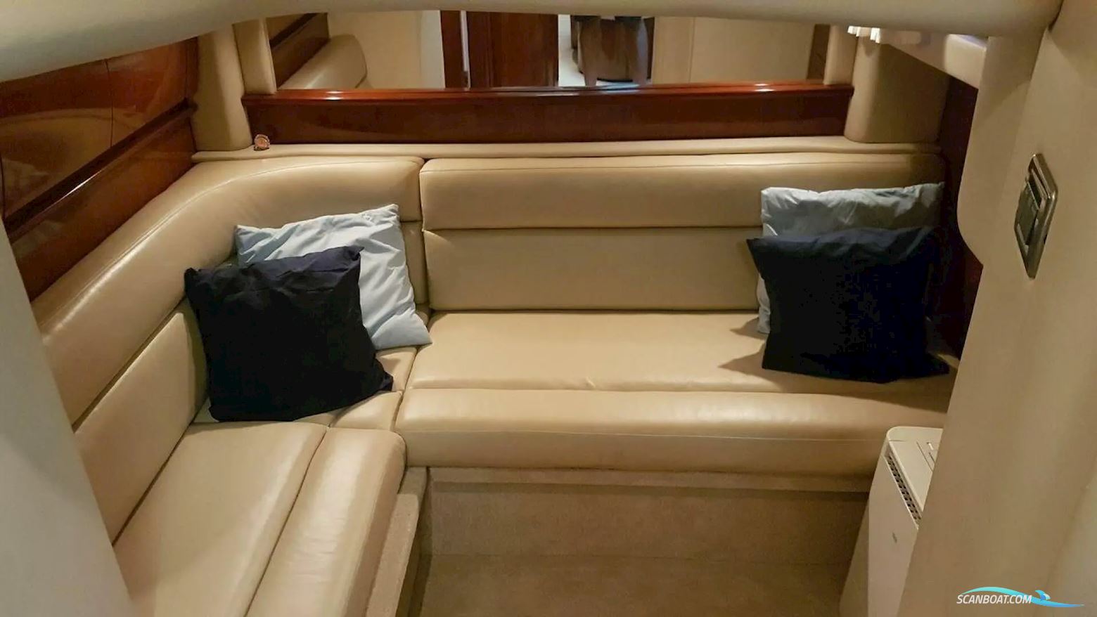 Sea Ray 455 Sundancer