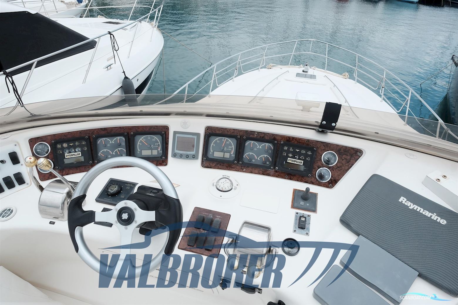 Sea Ray 480 Sedan Bridge