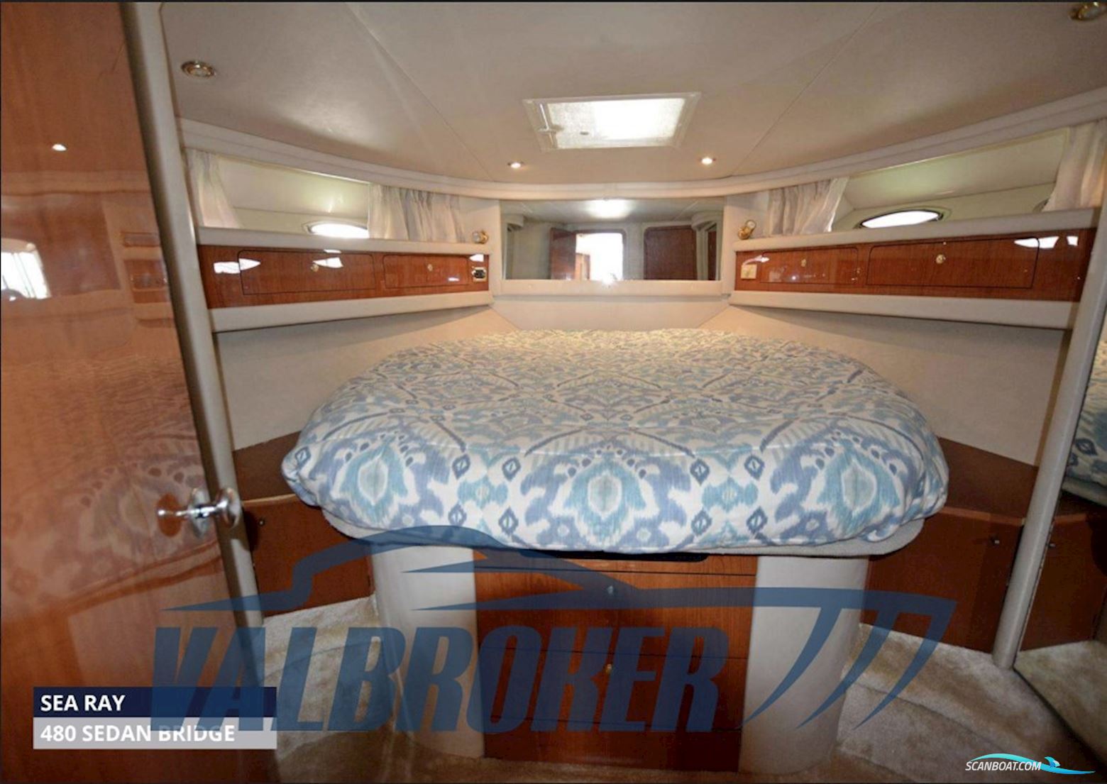 Sea Ray 480 Sedan Bridge