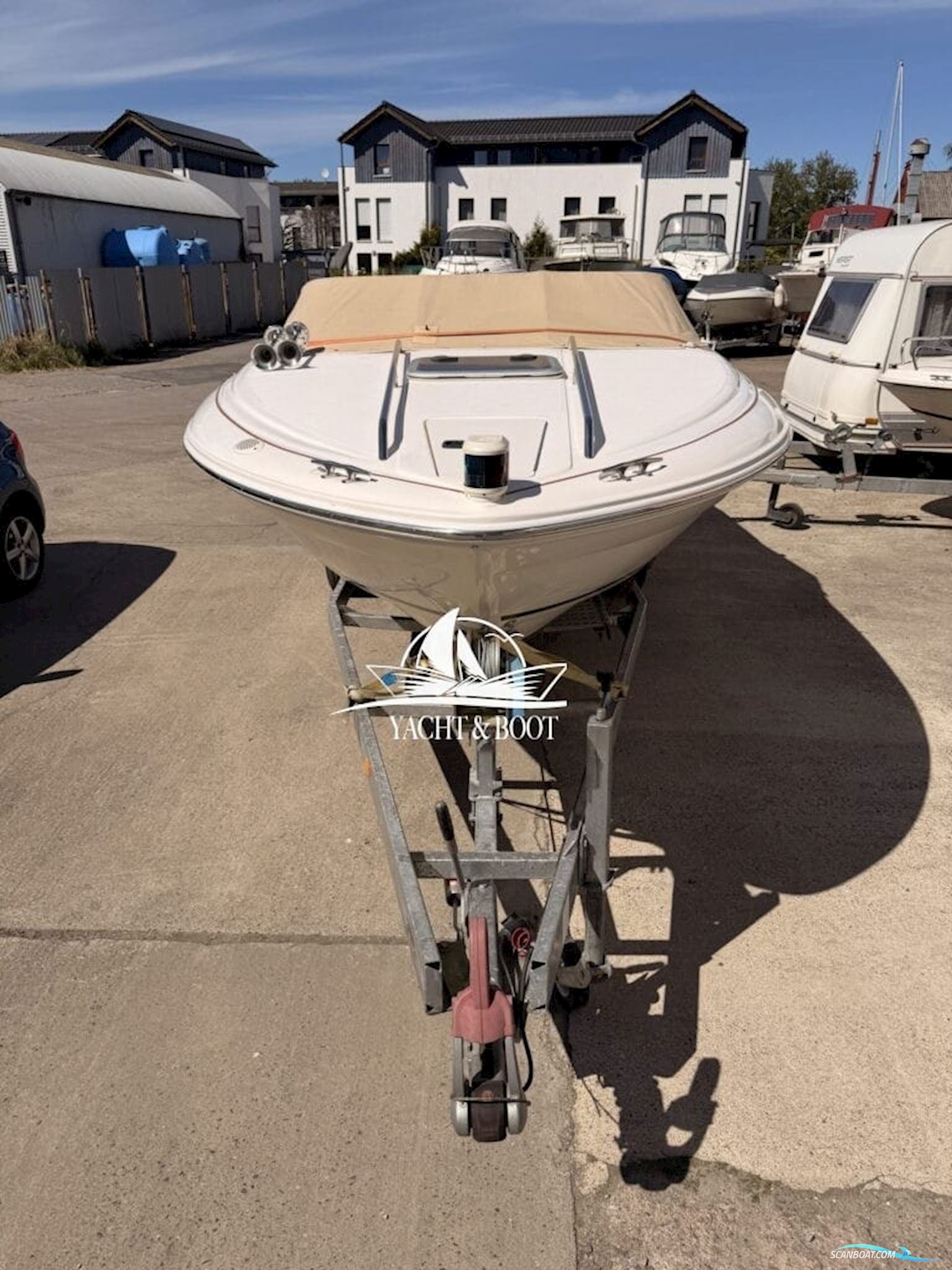 Sea Ray CB 200 Signature