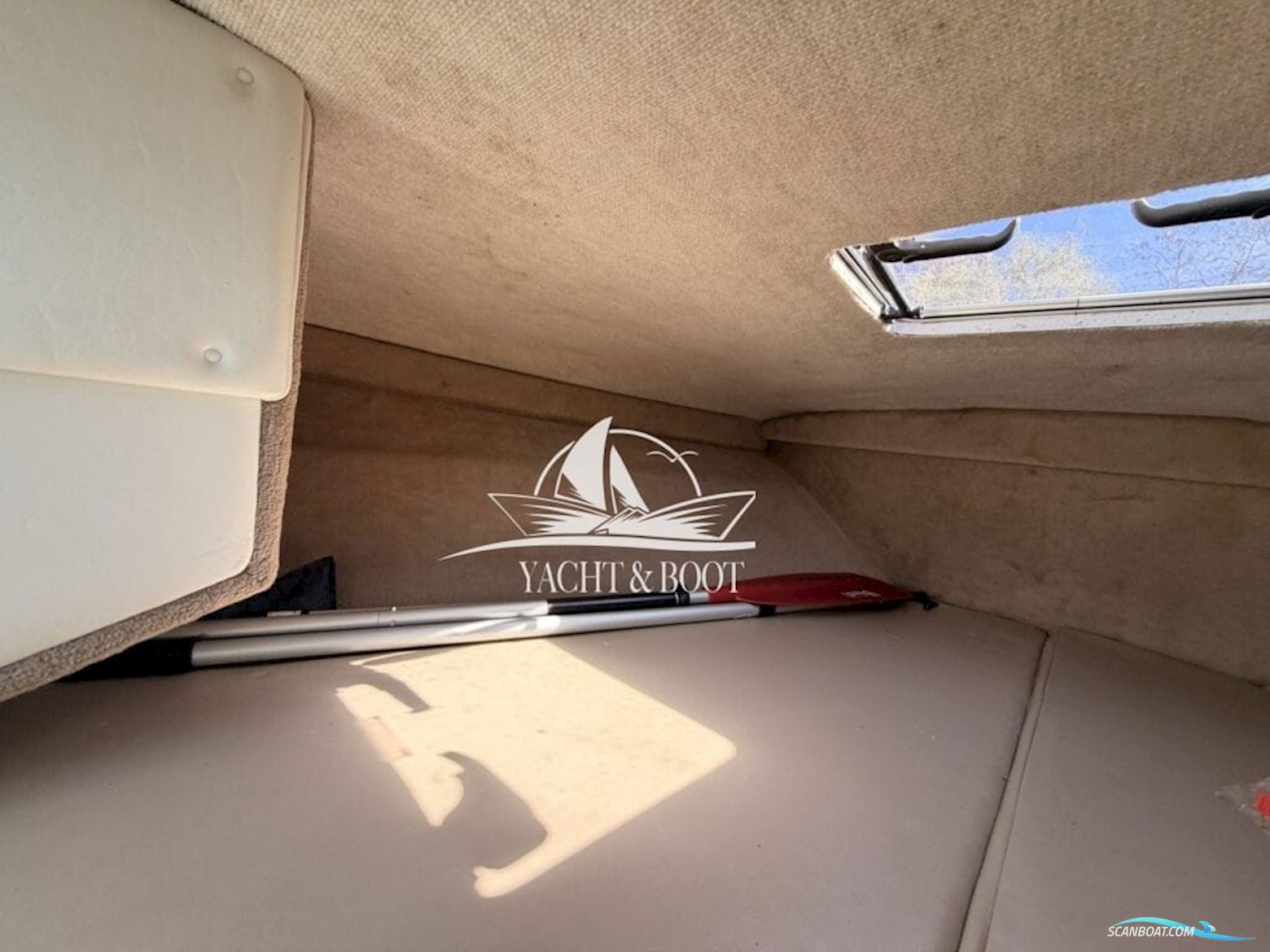 Sea Ray CB 200 Signature