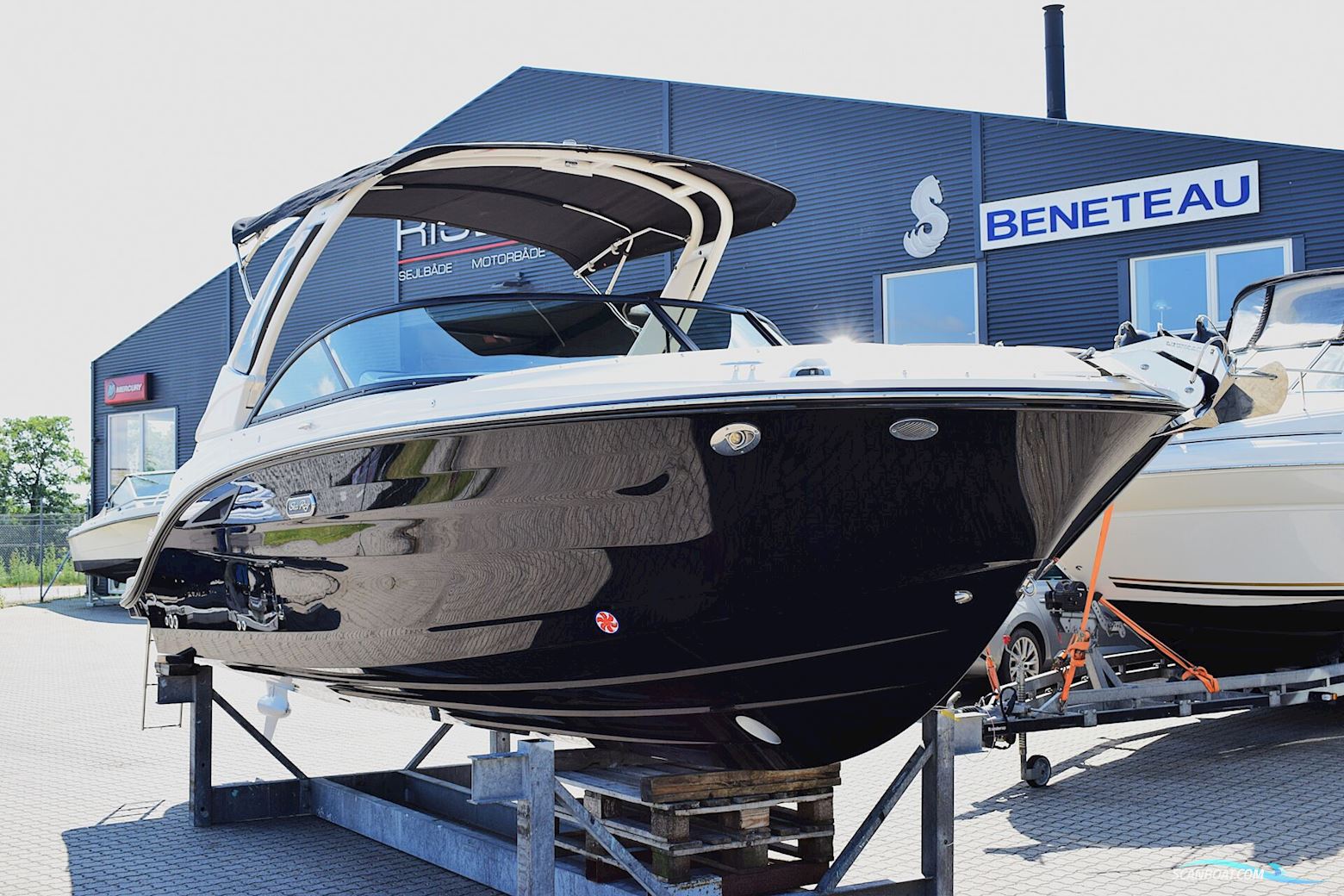 Sea Ray Sdx 230 Motorboot 2026, mit Mercury motor, Dänemark