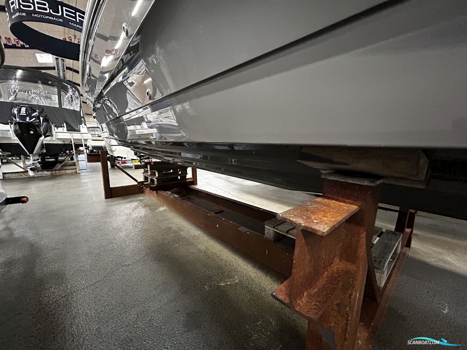 Sea Ray Sdx 250 OB – Solgt