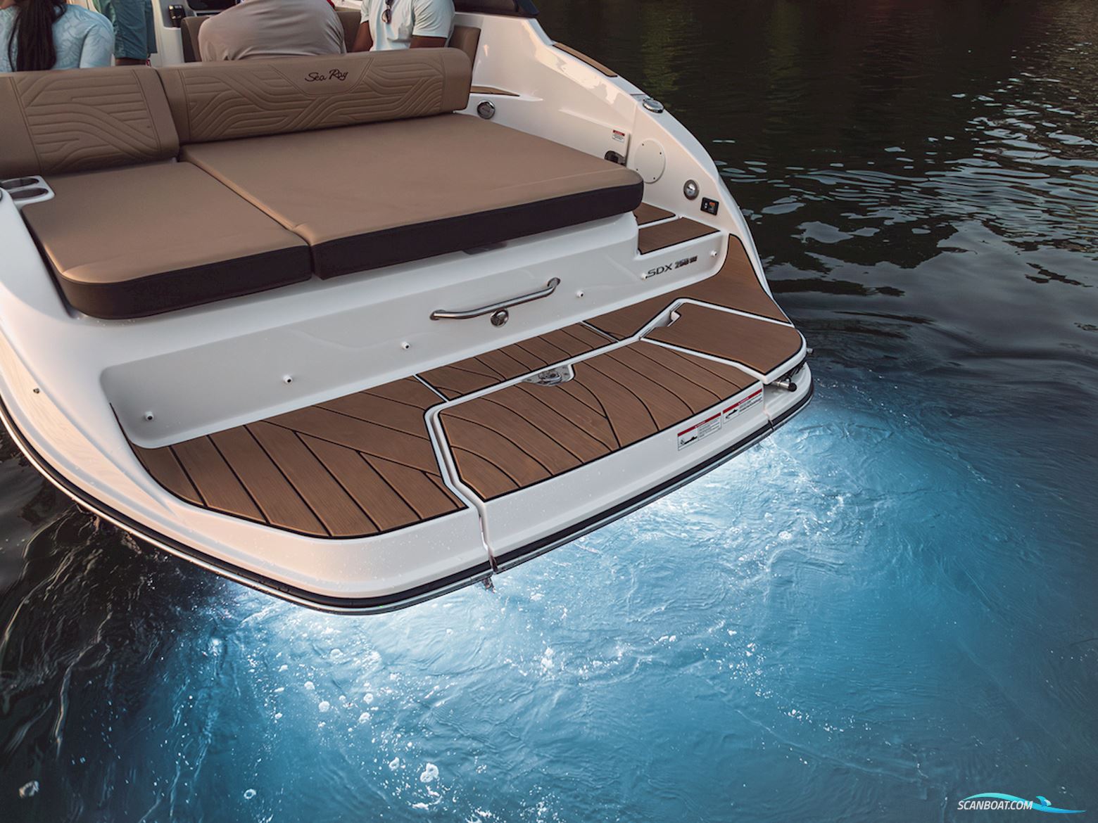 Sea Ray SDX 250 Surf