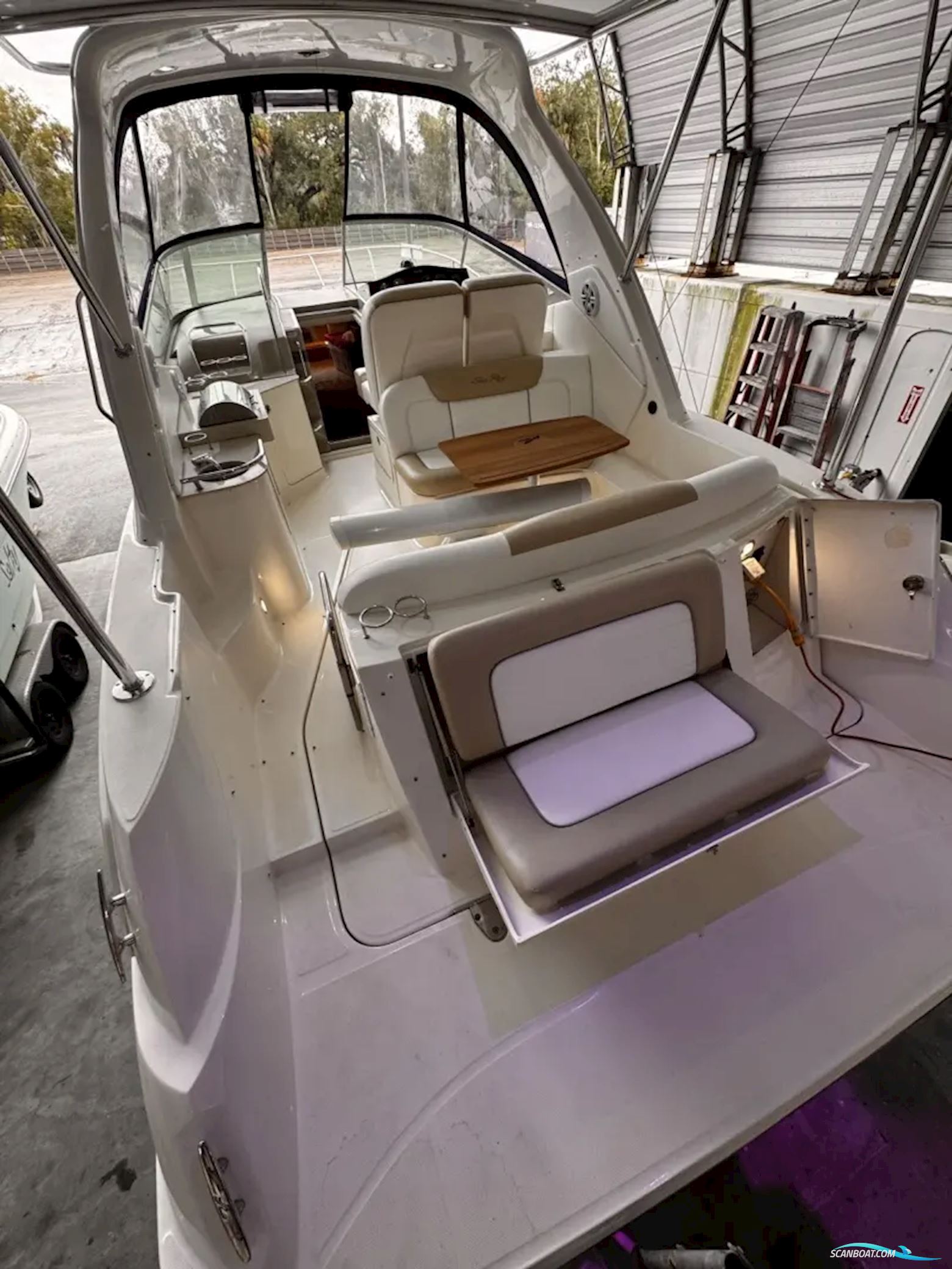 Sea Ray SLX 310