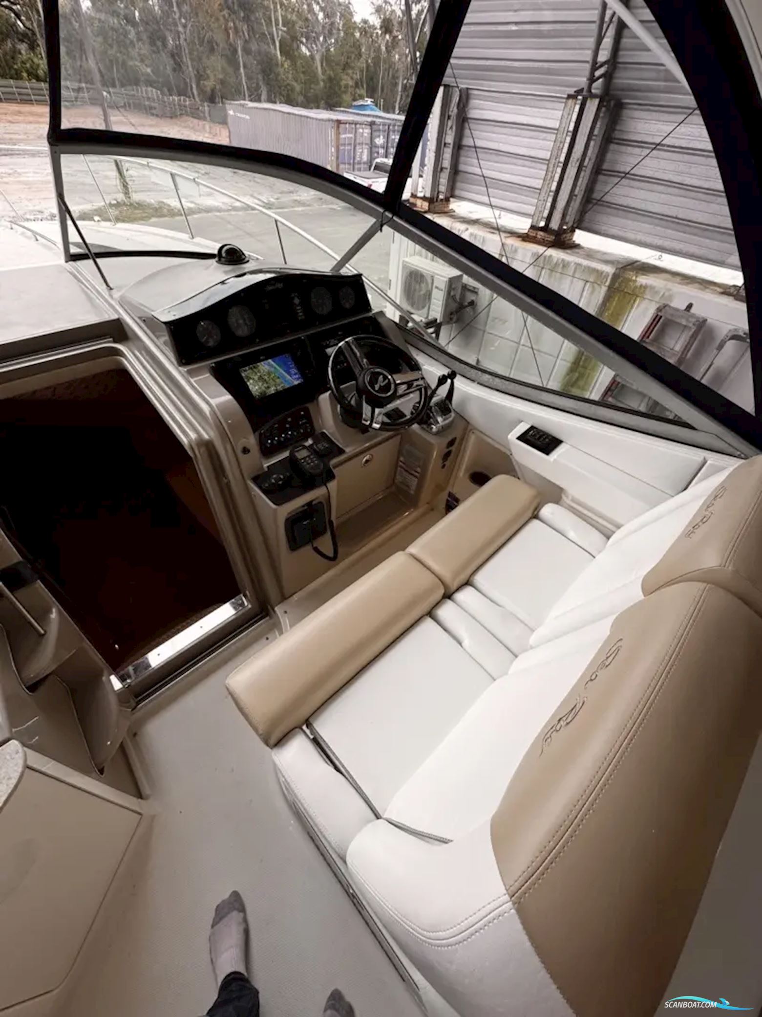 Sea Ray SLX 310