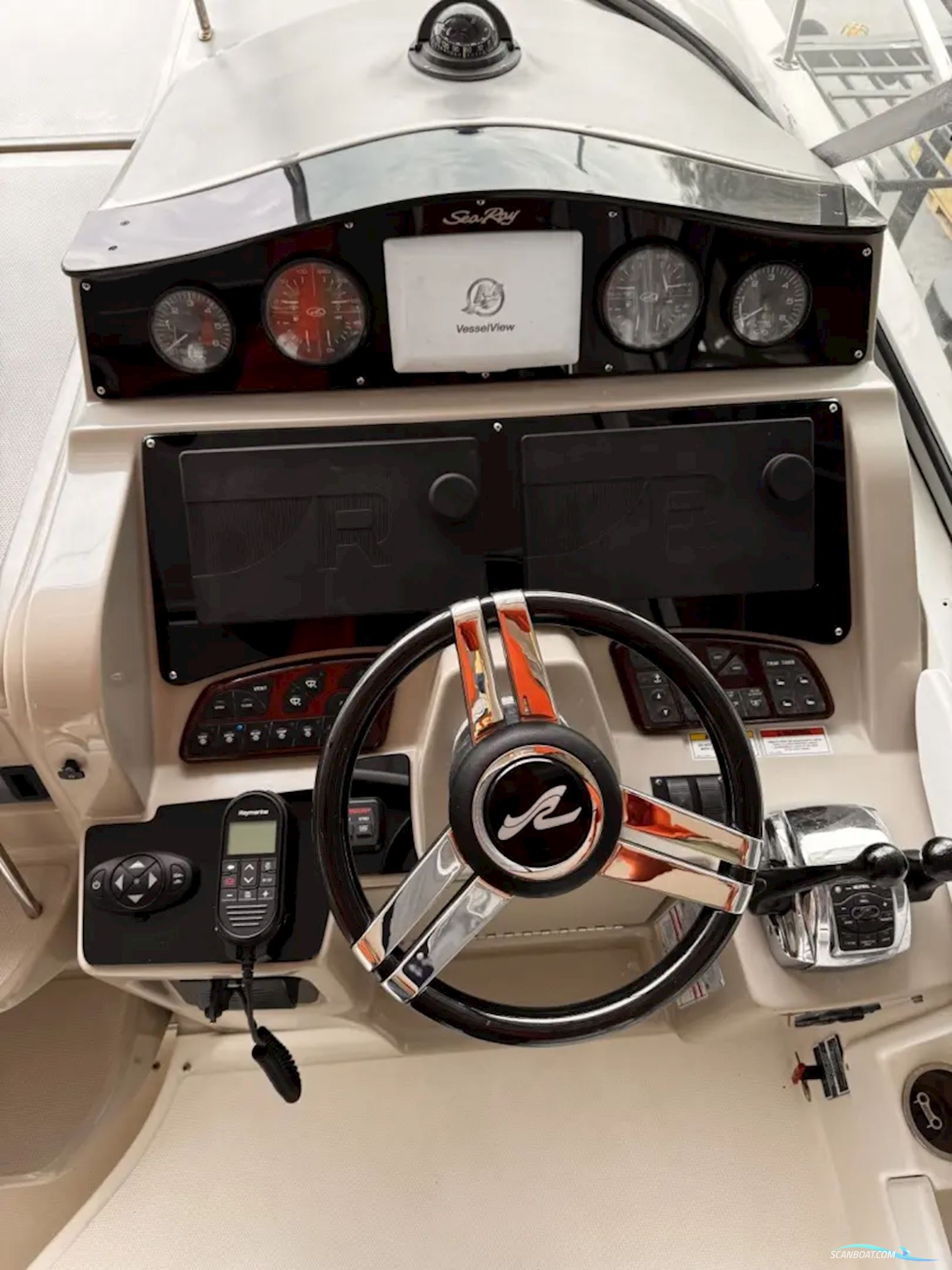 Sea Ray SLX 310