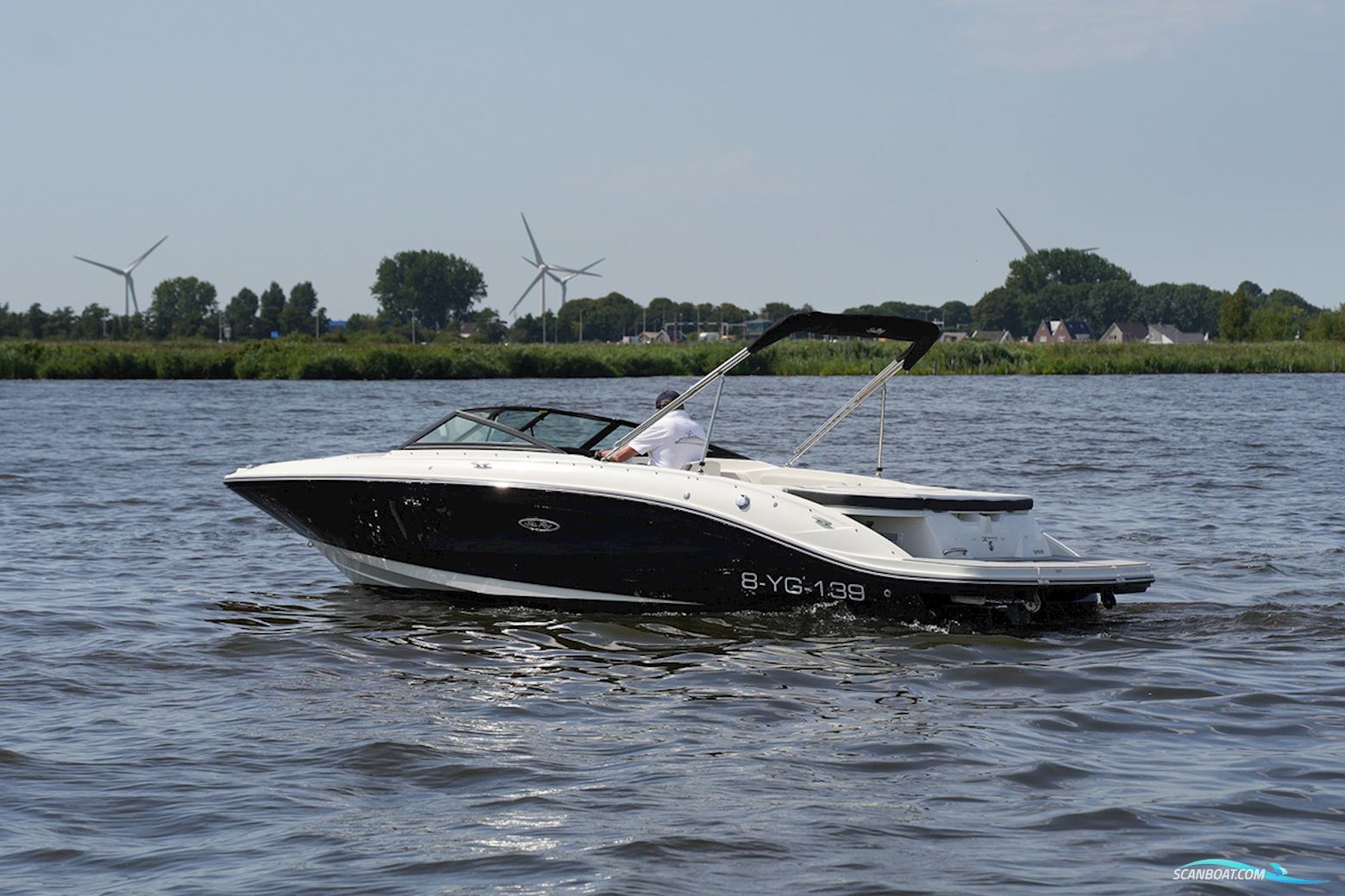 Sea Ray SPX 210