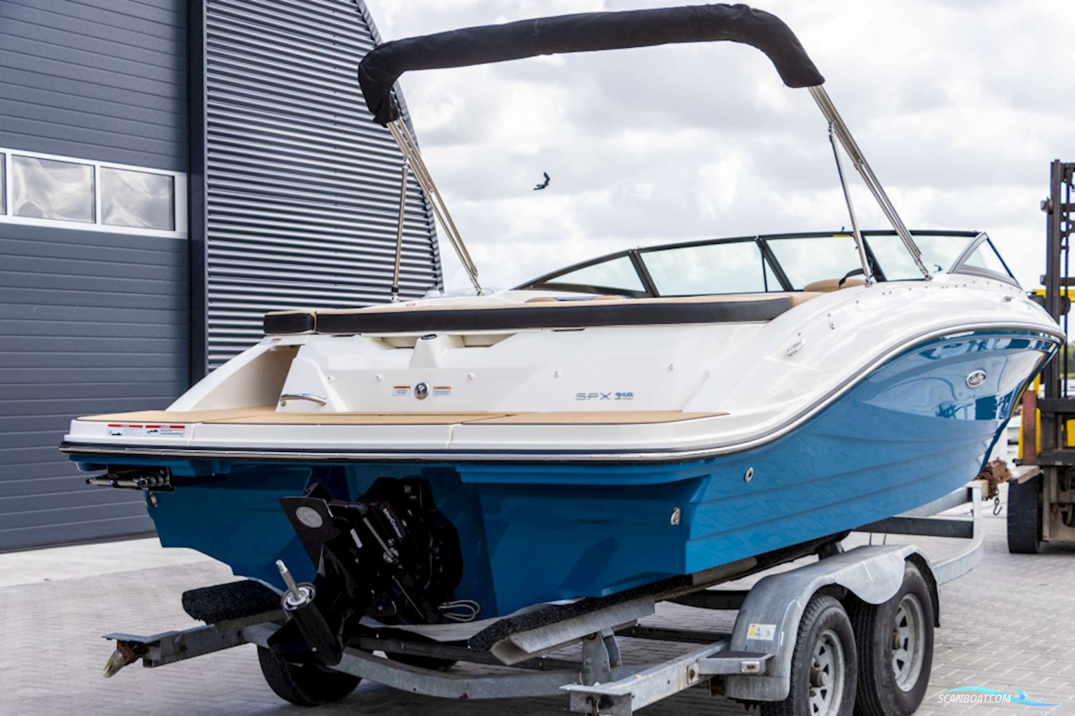 Sea Ray Spx 210