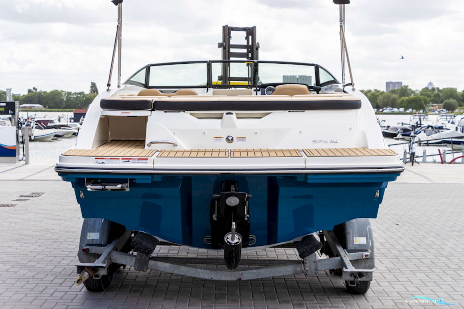 Sea Ray Spx 210
