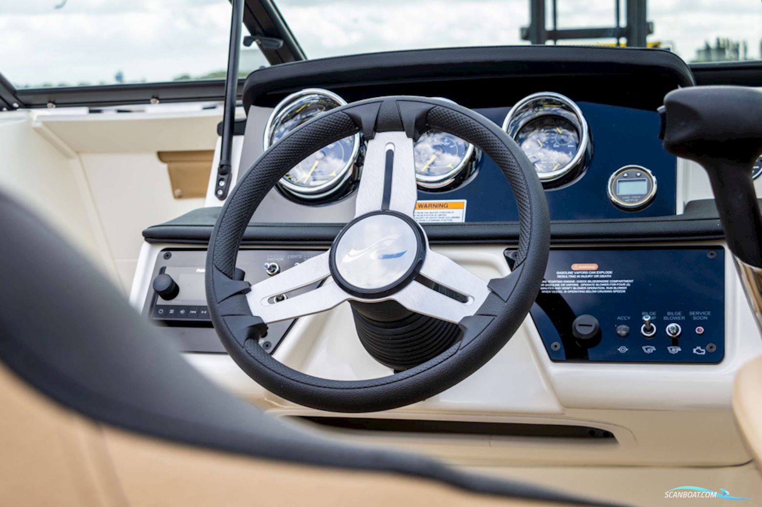 Sea Ray Spx 210