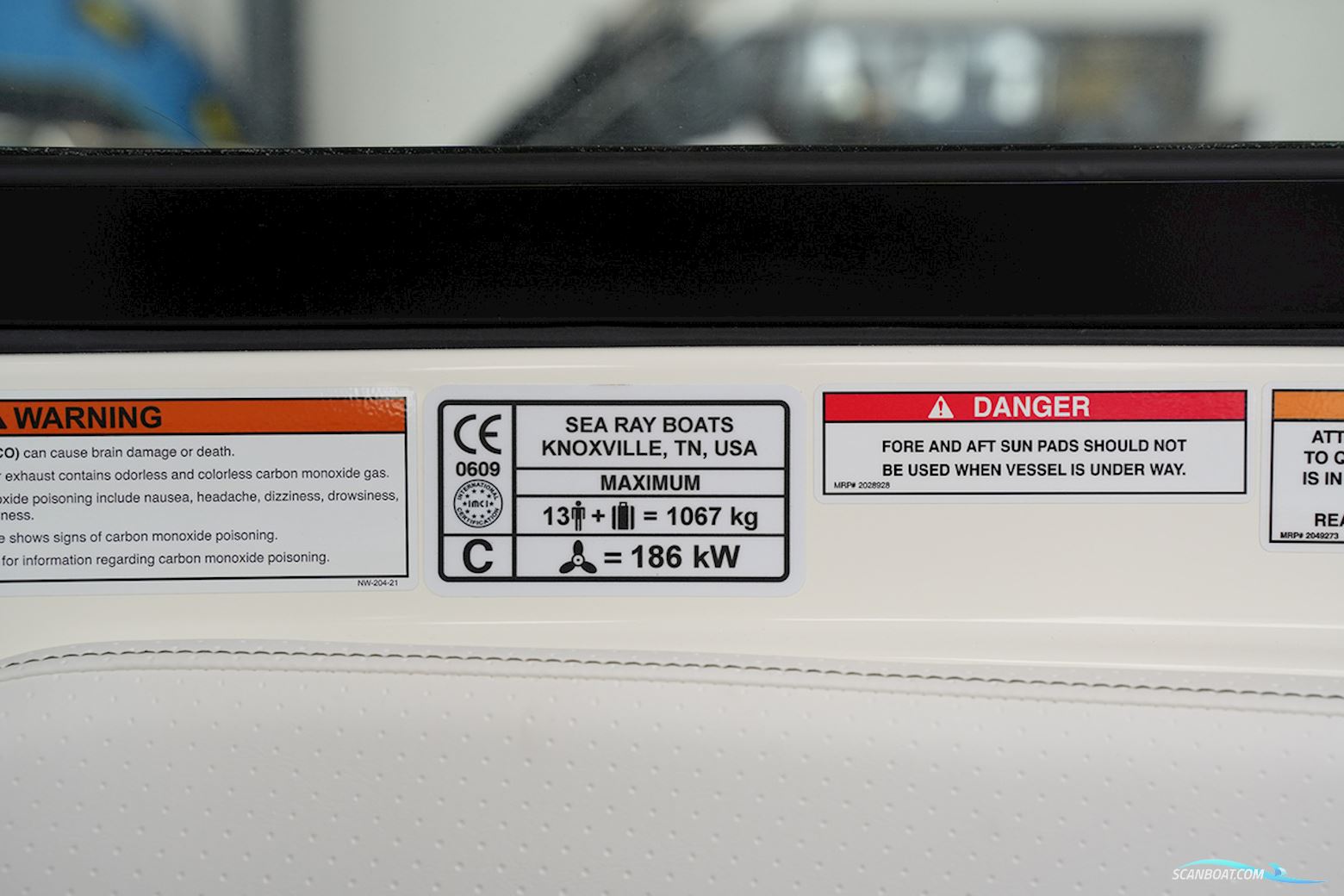 Sea Ray SPX 230 Outboard